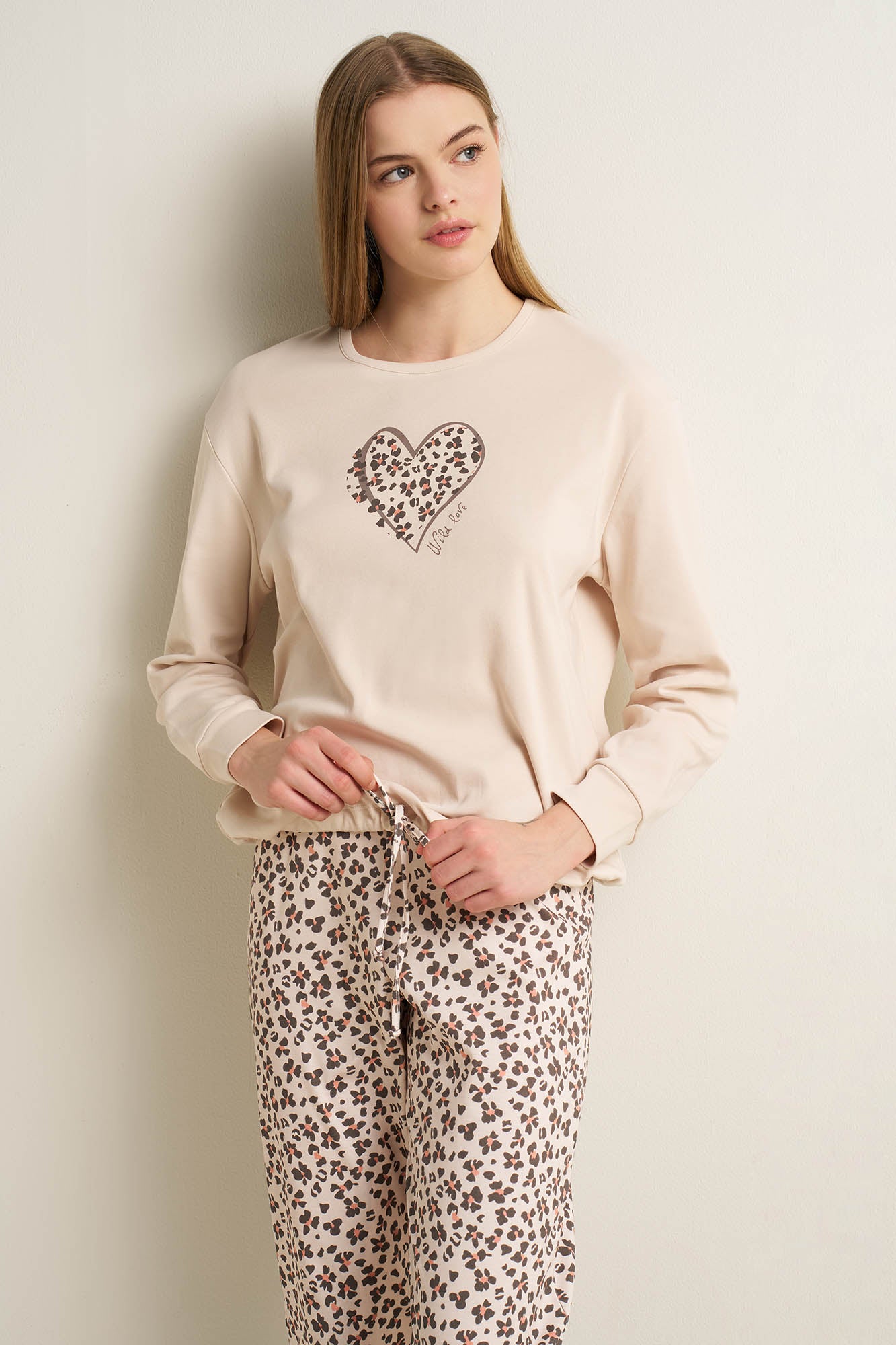https://assets.vampfashion.com/SOFTONE_TMP_IMAGES/3_0673609080.jpg