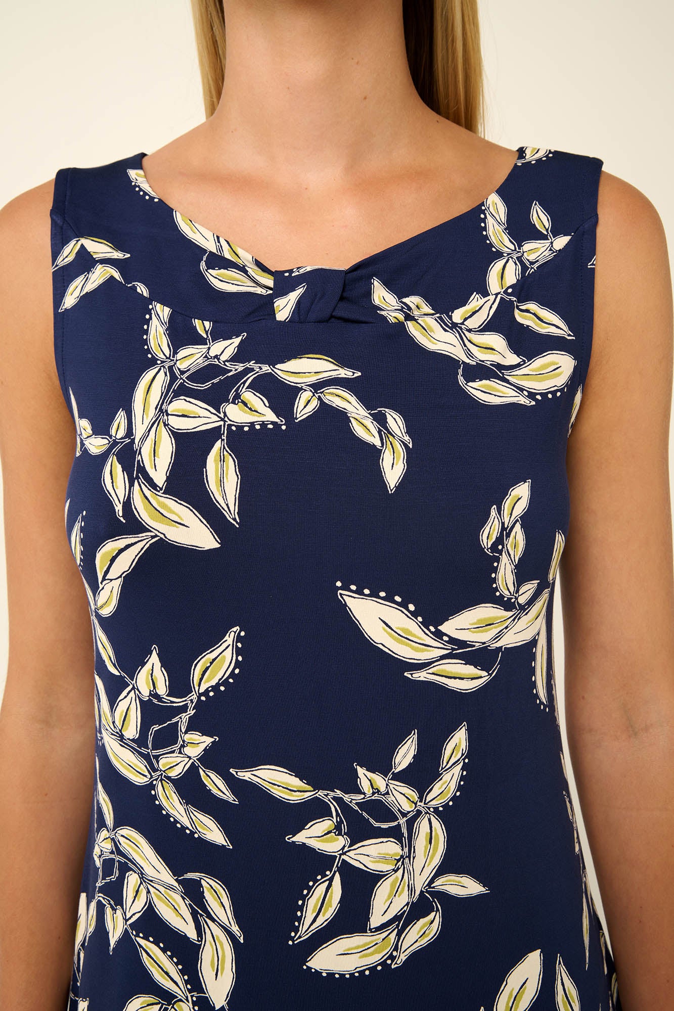 https://assets.vampfashion.com/SOFTONE_TMP_IMAGES/3_0674761327.jpg
