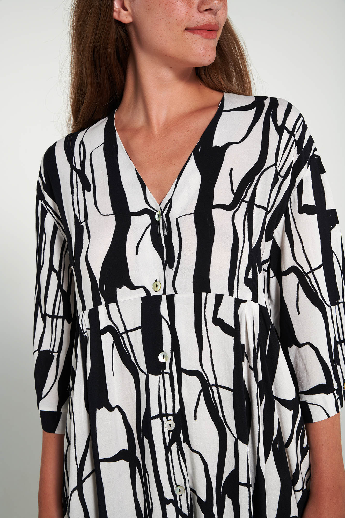 Vamp - Εμπριμέ Κουμπωτό Καφτάνι