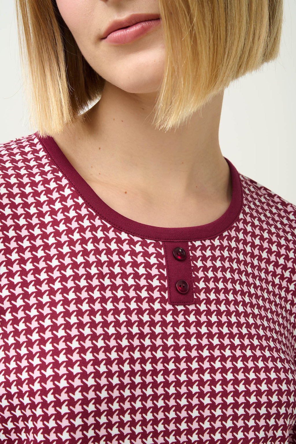 https://assets.vampfashion.com/SOFTONE_TMP_IMAGES/3_0727670859.jpg
