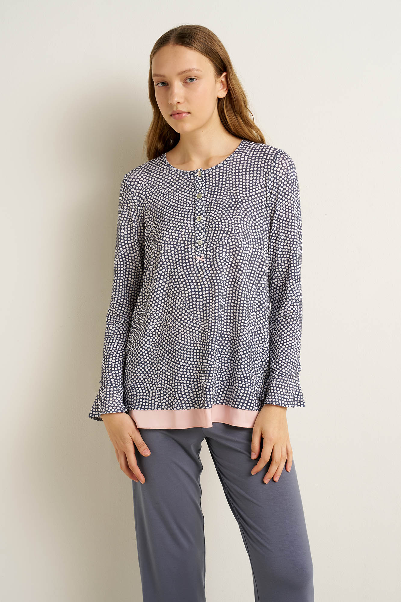 https://assets.vampfashion.com/SOFTONE_TMP_IMAGES/3_0735786605.jpg
