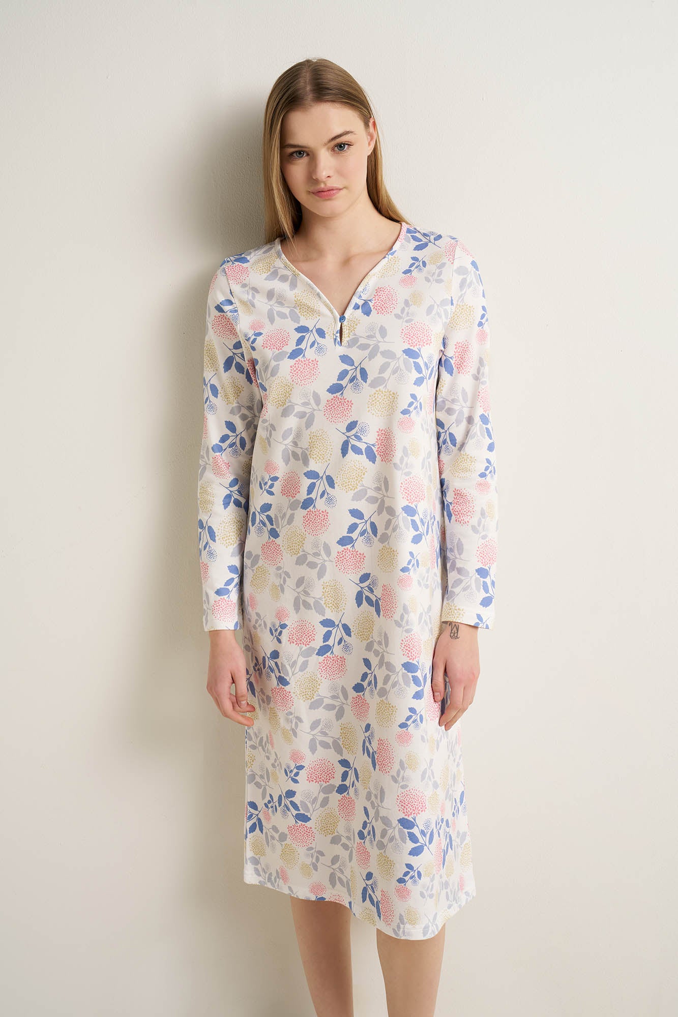 https://assets.vampfashion.com/SOFTONE_TMP_IMAGES/3_0749656257.jpg