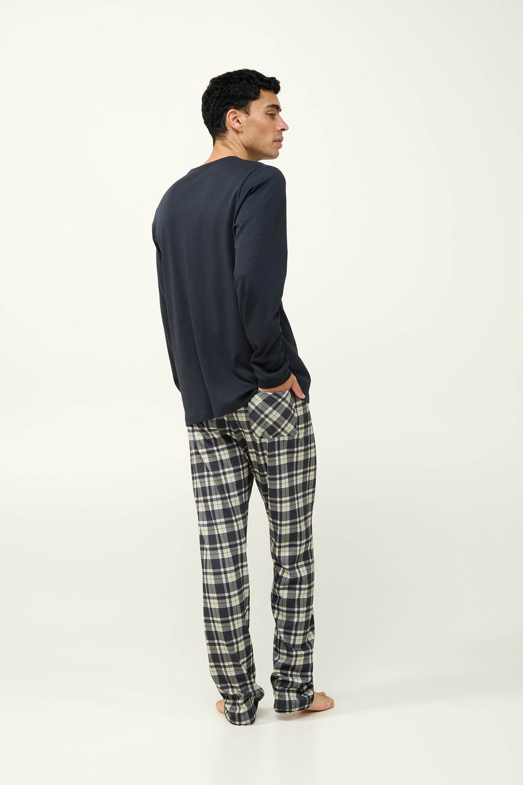 https://assets.vampfashion.com/SOFTONE_TMP_IMAGES/3_0769996950.jpg