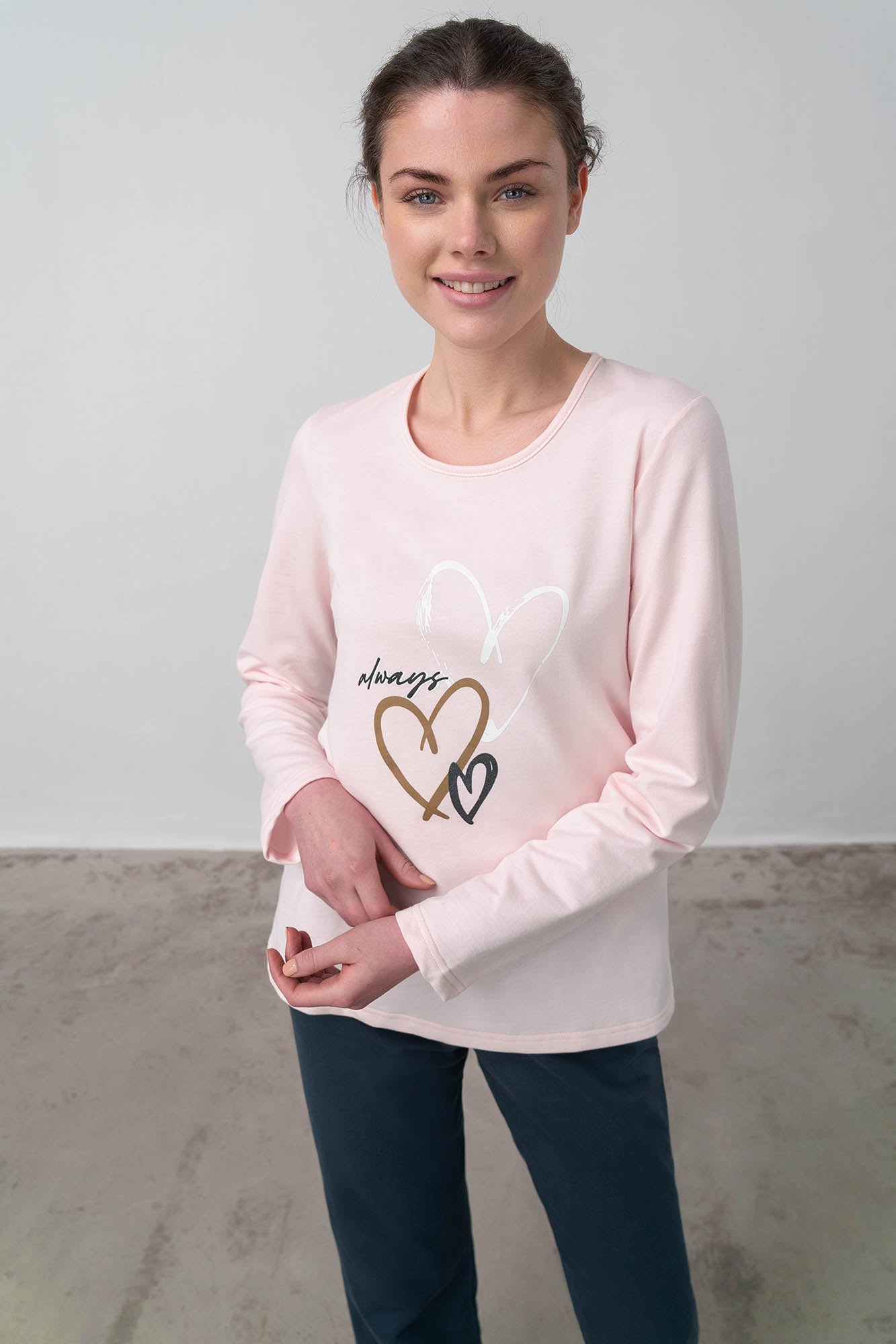 https://assets.vampfashion.com/SOFTONE_TMP_IMAGES/3_0773289640.jpg