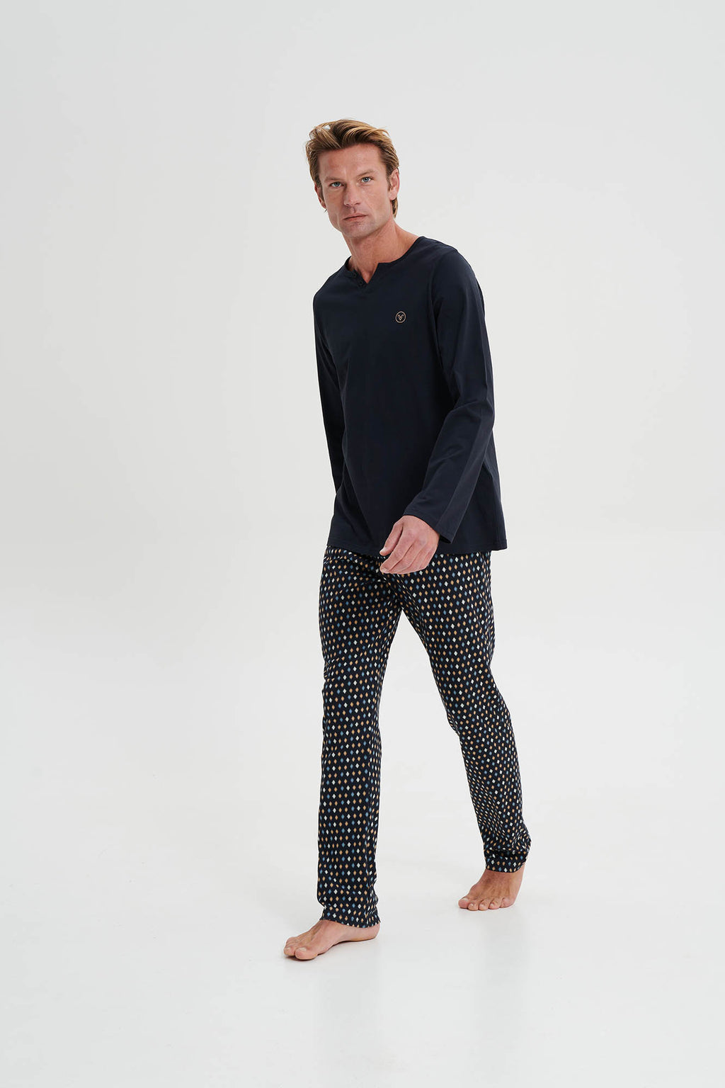 https://assets.vampfashion.com/SOFTONE_TMP_IMAGES/3_0825186893.jpg