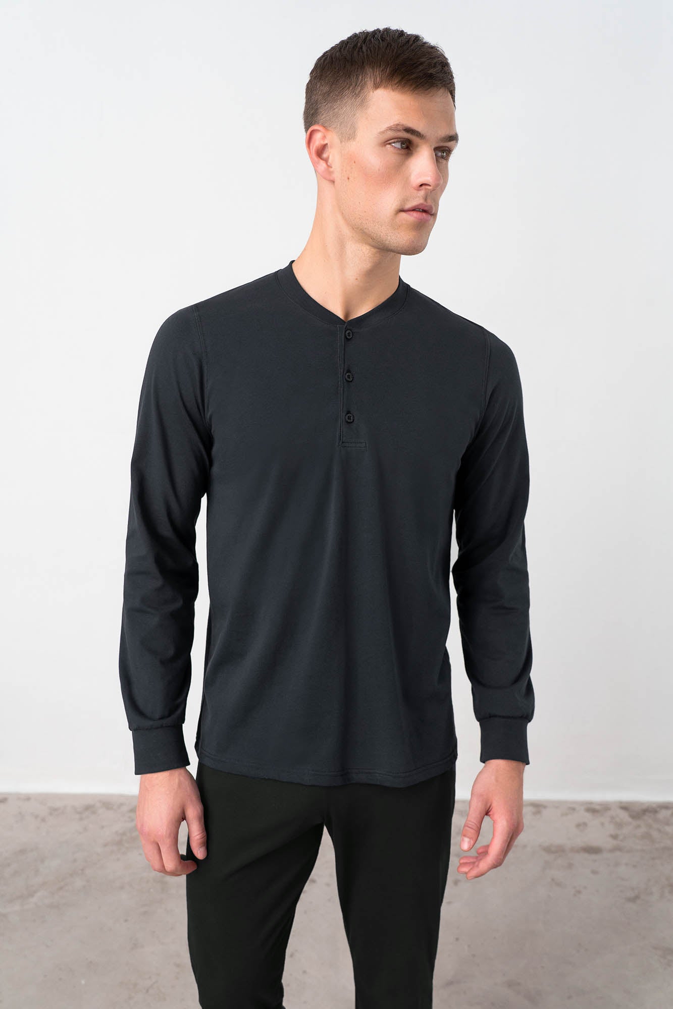 https://assets.vampfashion.com/SOFTONE_TMP_IMAGES/3_0831946618.jpg
