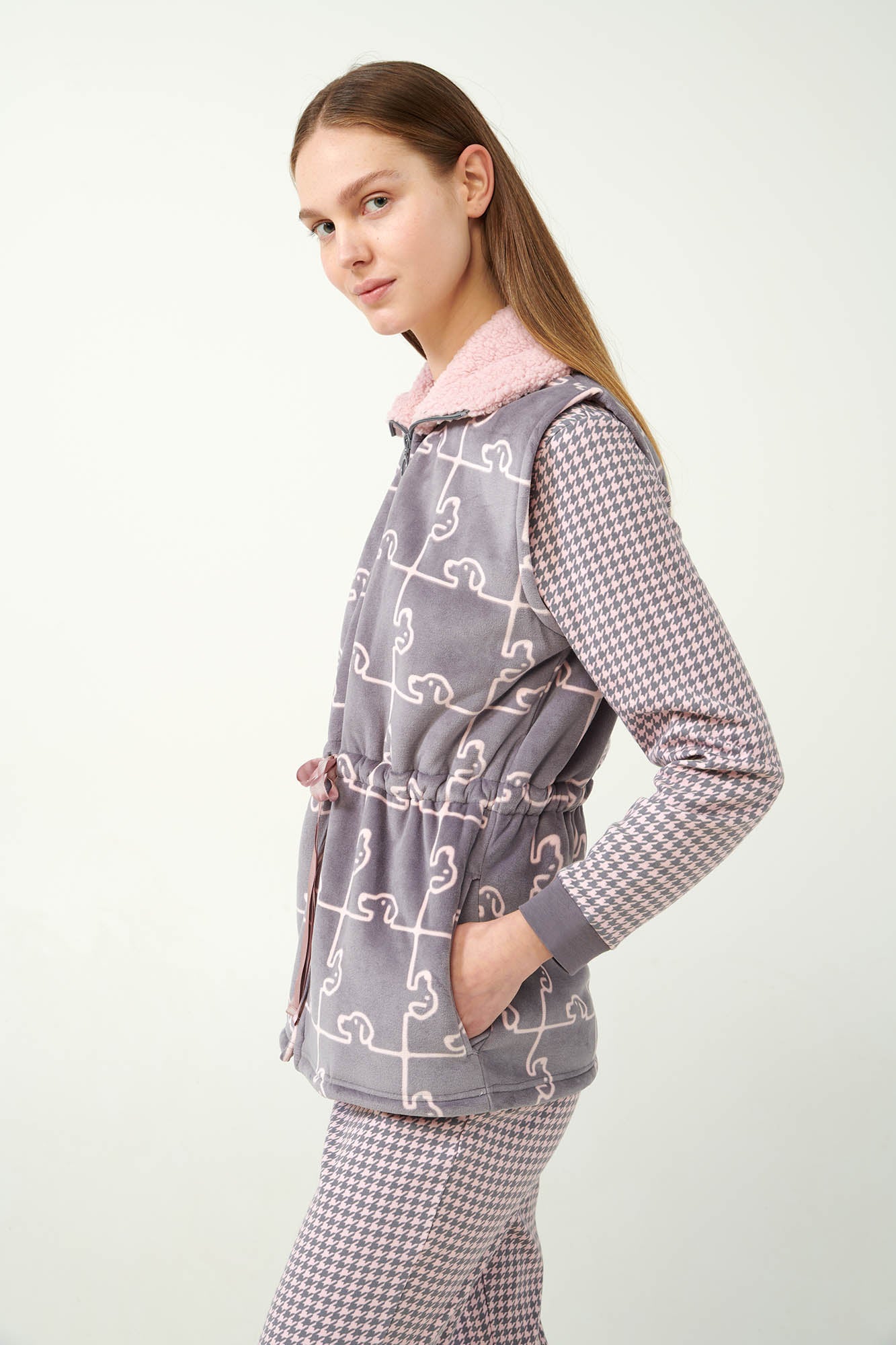 https://assets.vampfashion.com/SOFTONE_TMP_IMAGES/3_0839178195.jpg