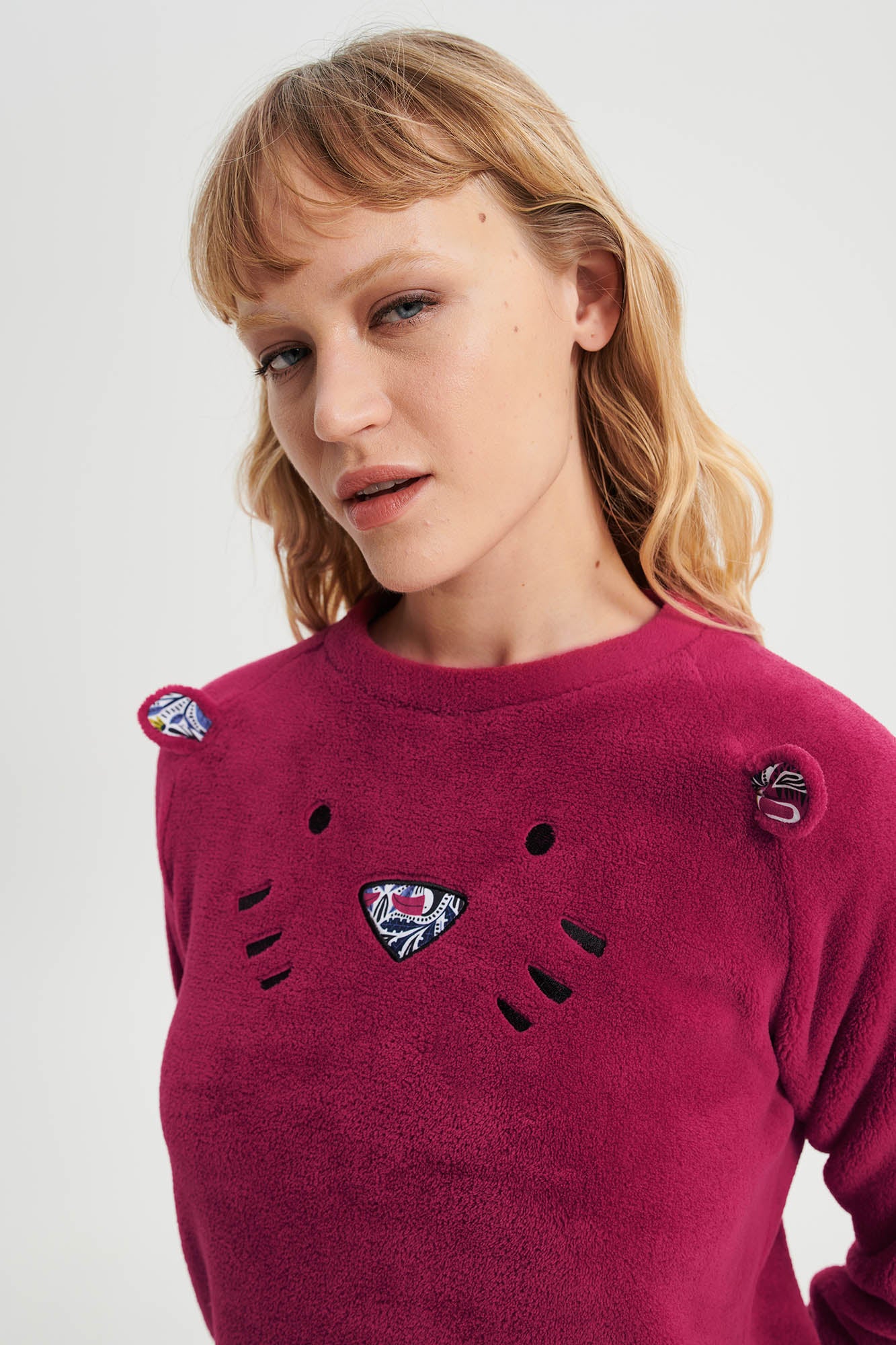 https://assets.vampfashion.com/SOFTONE_TMP_IMAGES/3_0841381588.jpg