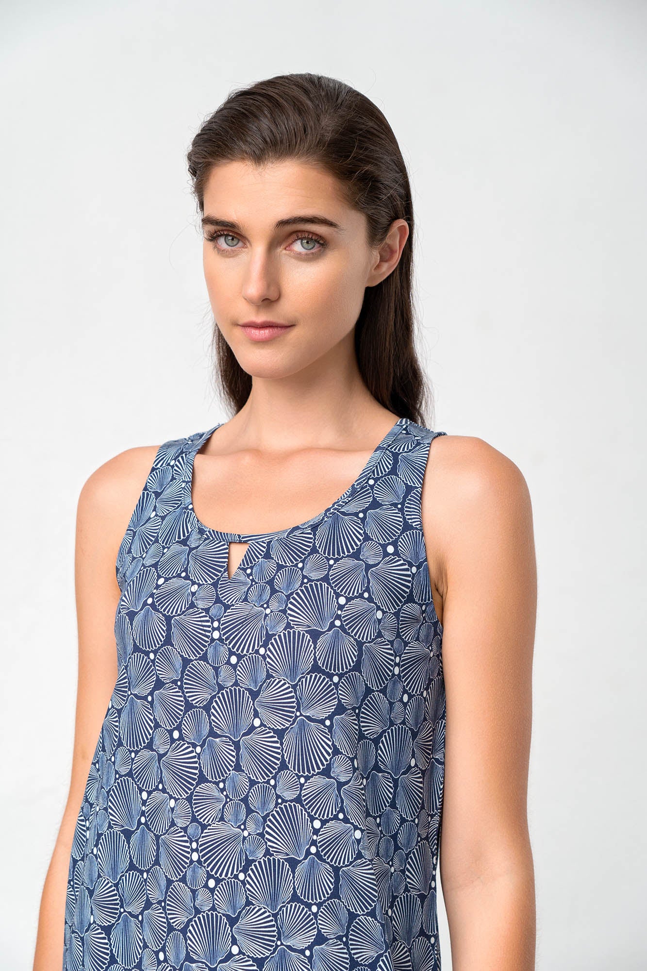 https://assets.vampfashion.com/SOFTONE_TMP_IMAGES/3_0855934400.jpg