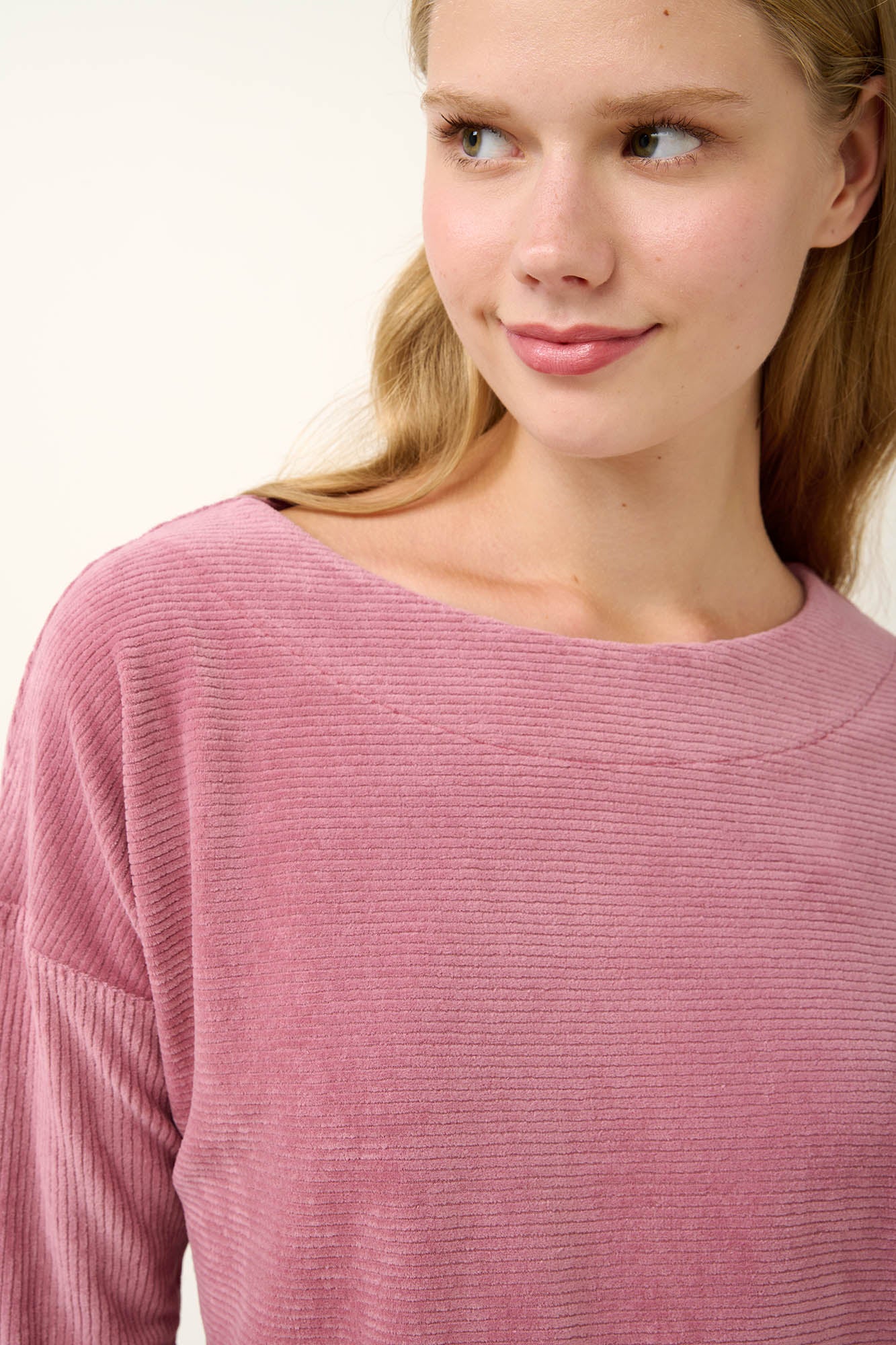 https://assets.vampfashion.com/SOFTONE_TMP_IMAGES/3_0882350688.jpg