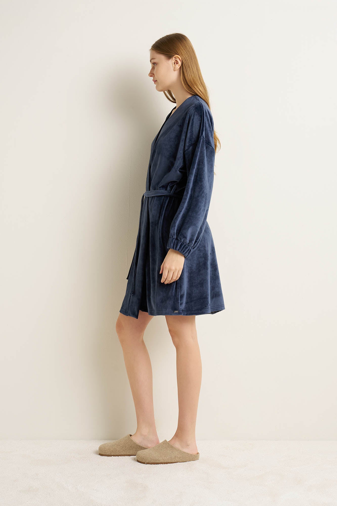 https://assets.vampfashion.com/SOFTONE_TMP_IMAGES/3_0885469748.jpg