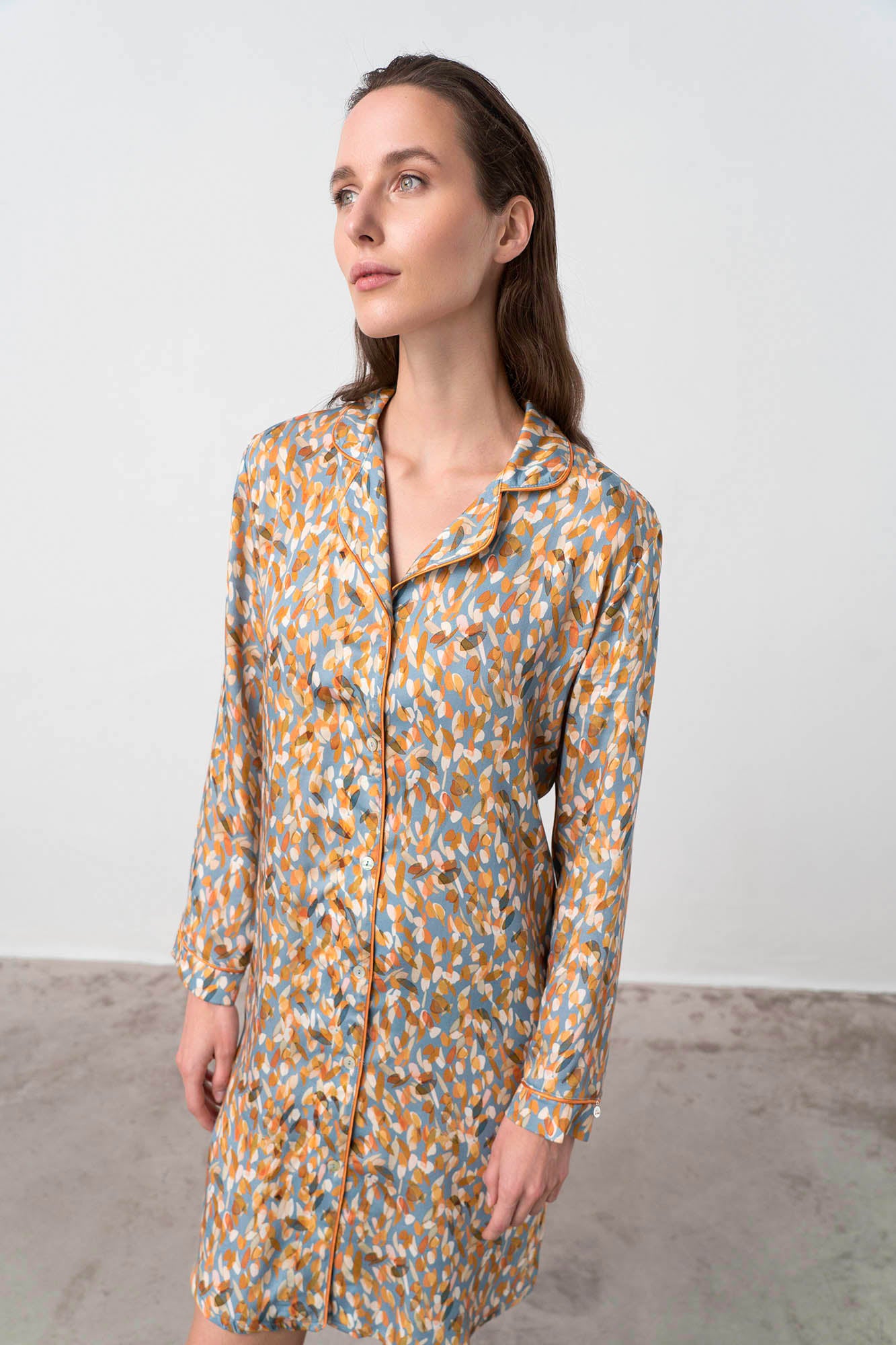 https://assets.vampfashion.com/SOFTONE_TMP_IMAGES/3_0901756951.jpg