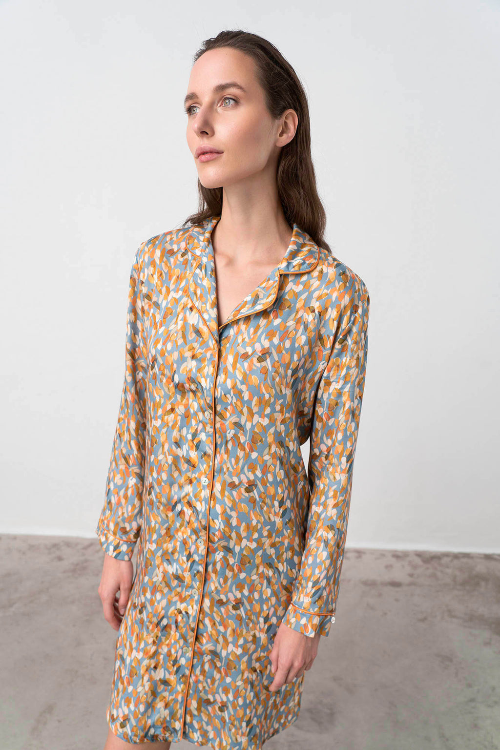 https://assets.vampfashion.com/SOFTONE_TMP_IMAGES/3_0901756951.jpg