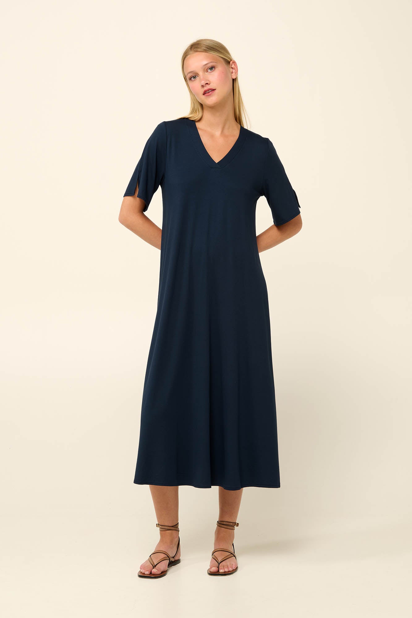 https://assets.vampfashion.com/SOFTONE_TMP_IMAGES/3_0902064751.jpg