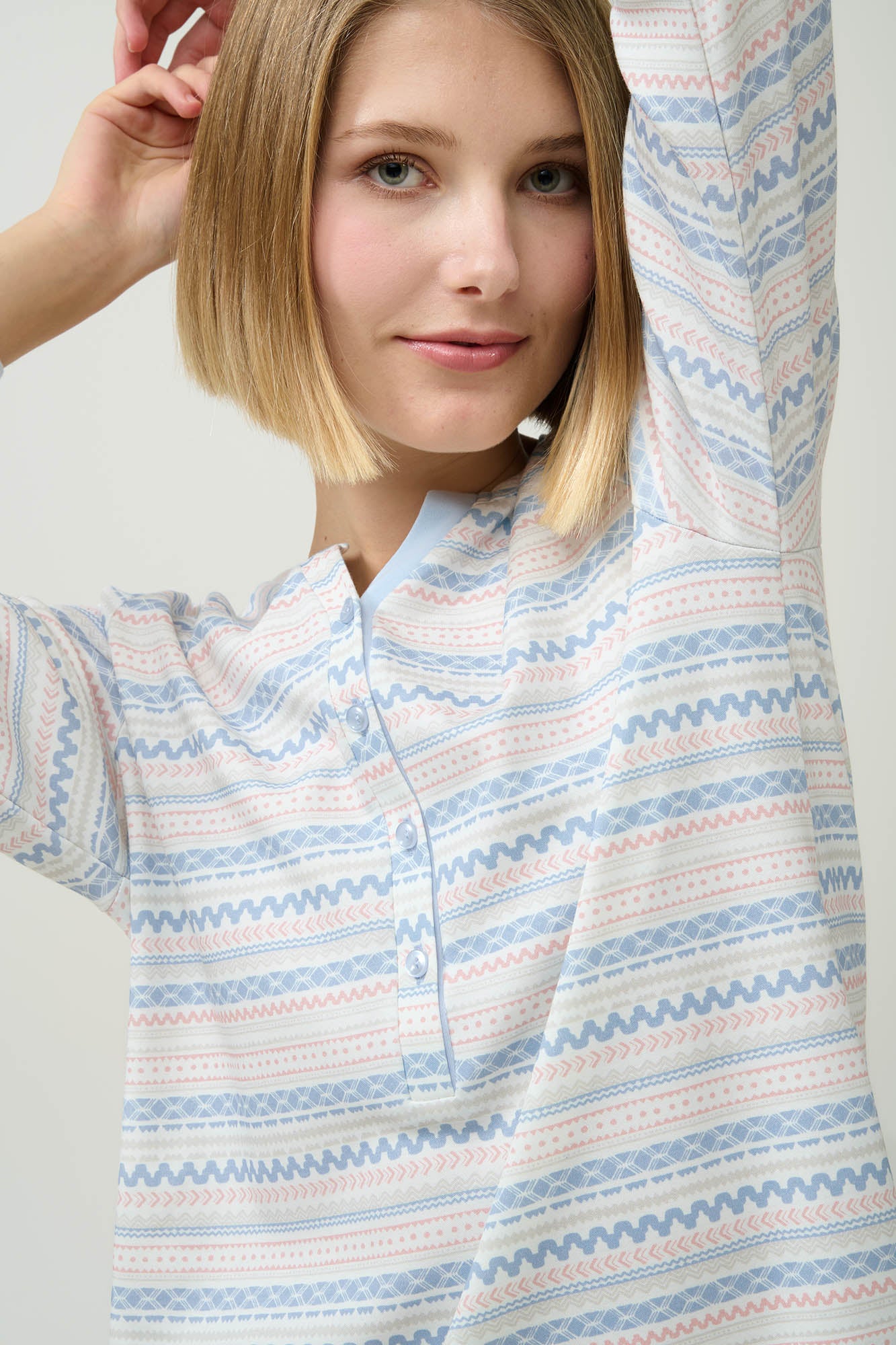 https://assets.vampfashion.com/SOFTONE_TMP_IMAGES/3_0909712729.jpg