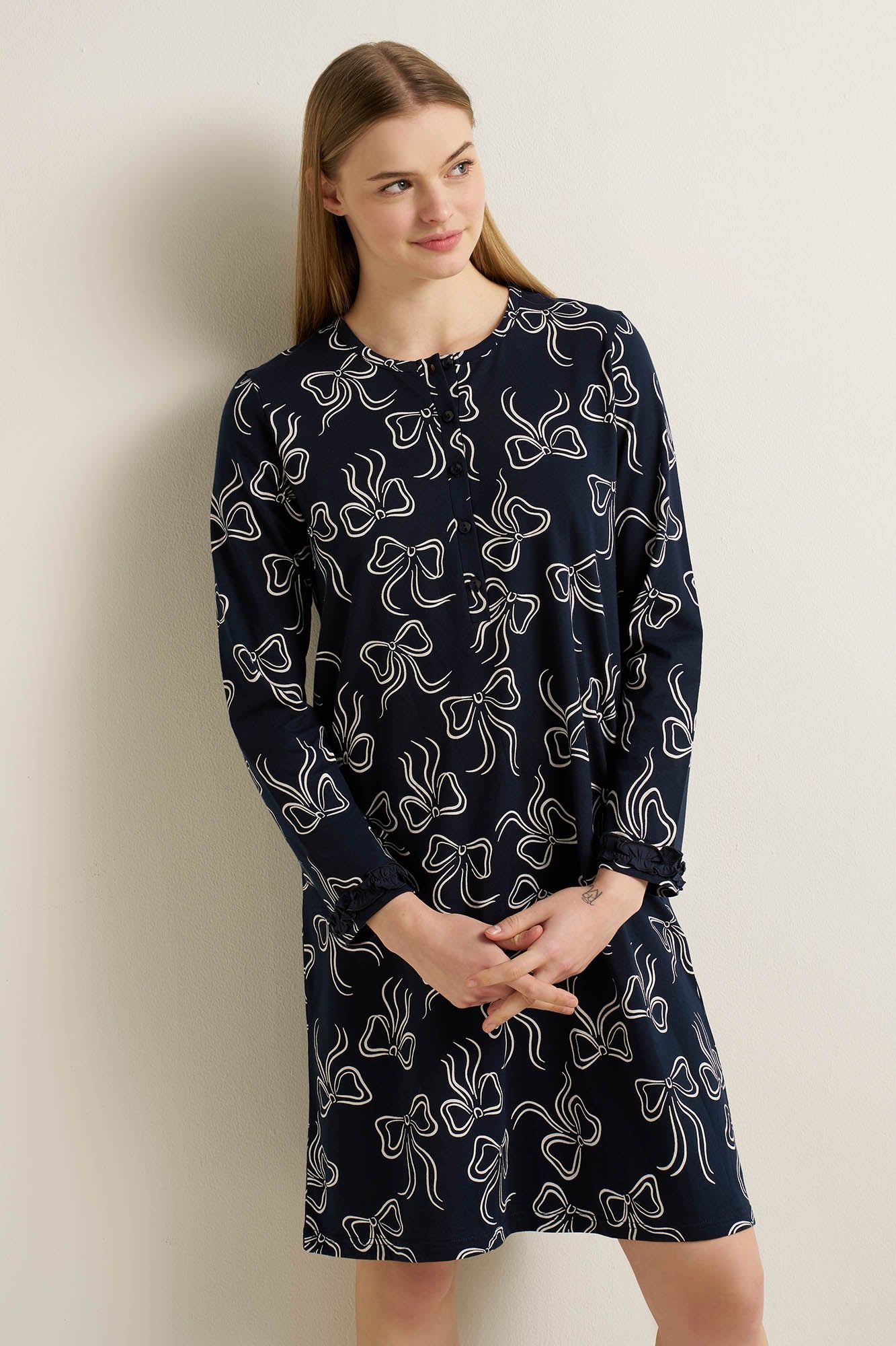 https://assets.vampfashion.com/SOFTONE_TMP_IMAGES/3_0923993297.jpg