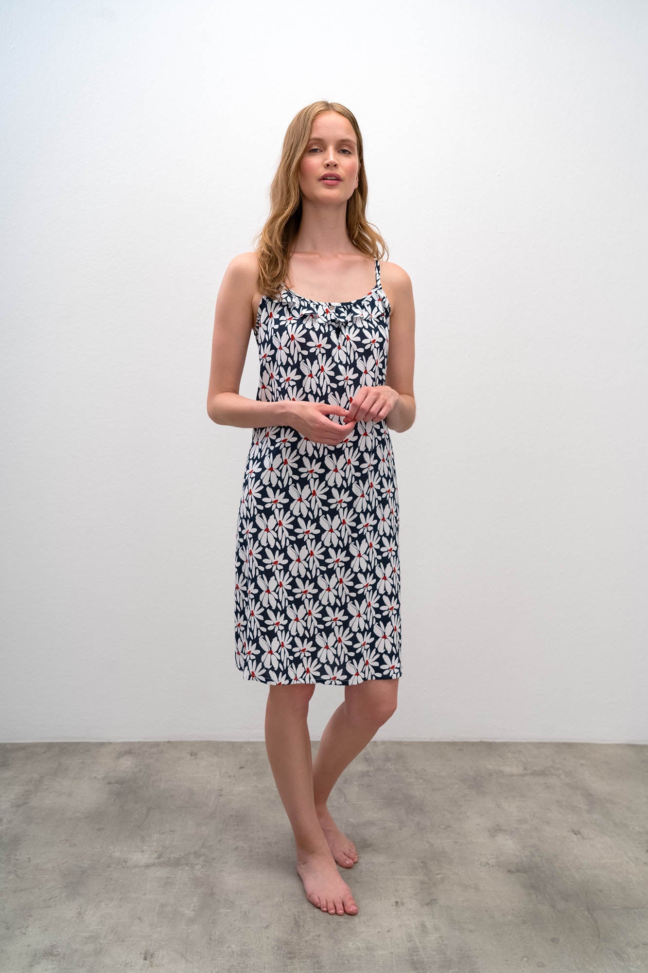 https://assets.vampfashion.com/SOFTONE_TMP_IMAGES/3_0937186324.jpg