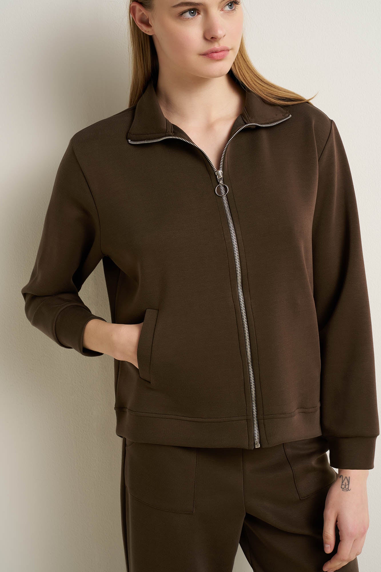 https://assets.vampfashion.com/SOFTONE_TMP_IMAGES/3_0965351602.jpg