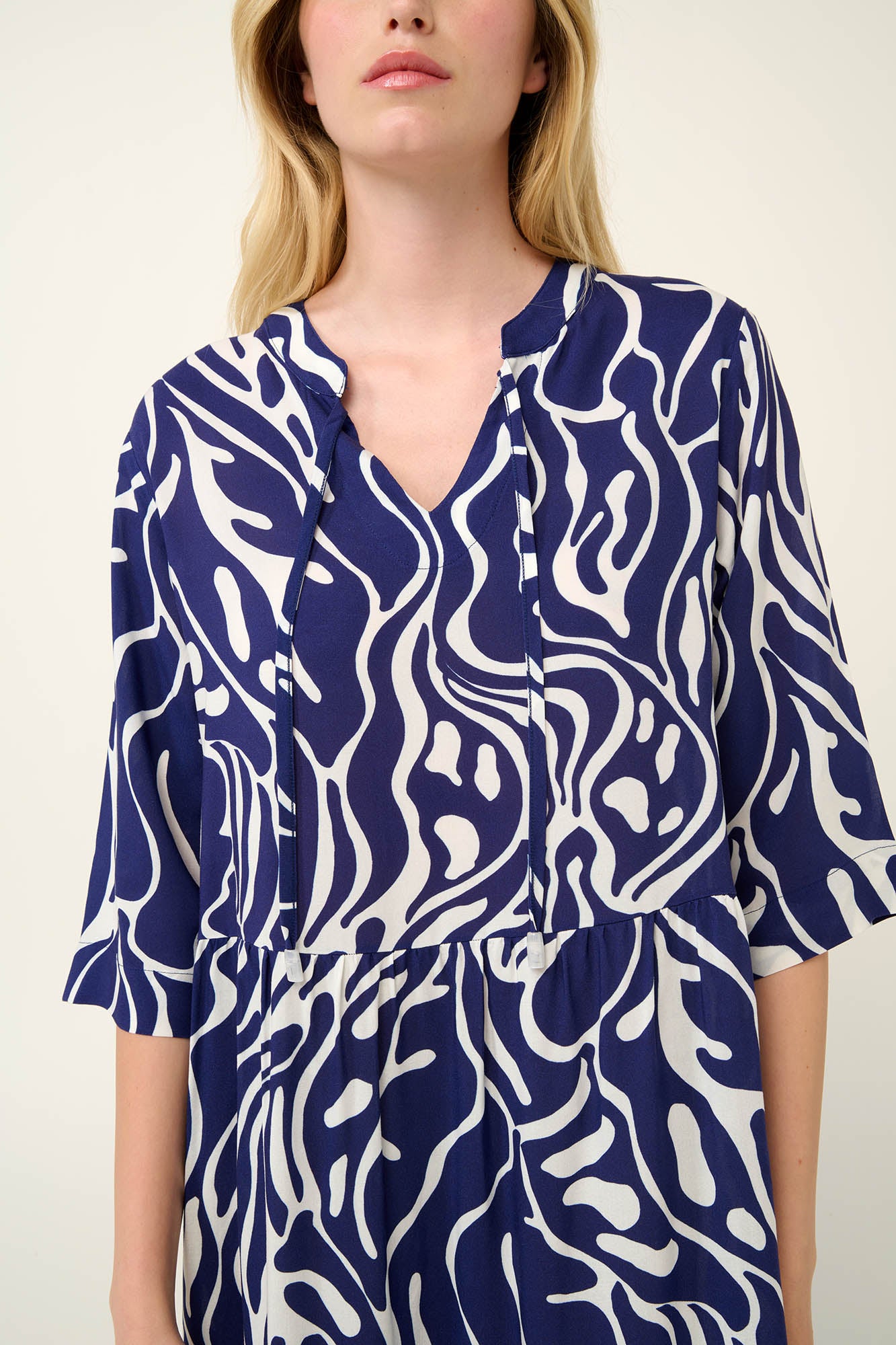 https://assets.vampfashion.com/SOFTONE_TMP_IMAGES/3_0992114928.jpg