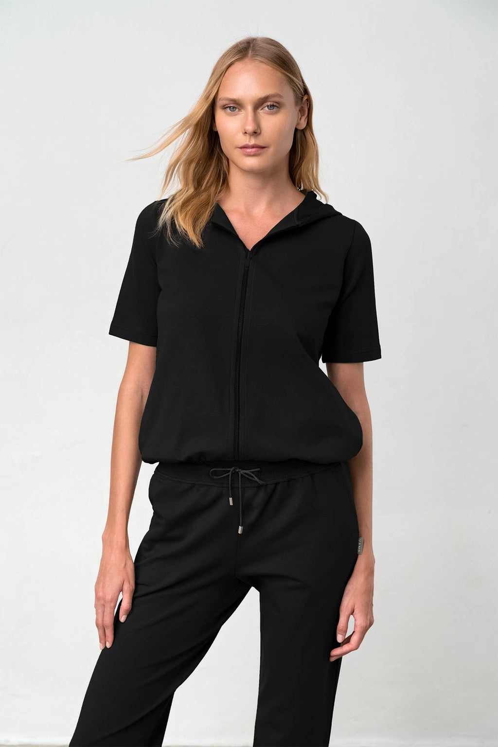 https://assets.vampfashion.com/SOFTONE_TMP_IMAGES/3_0996860687.jpg