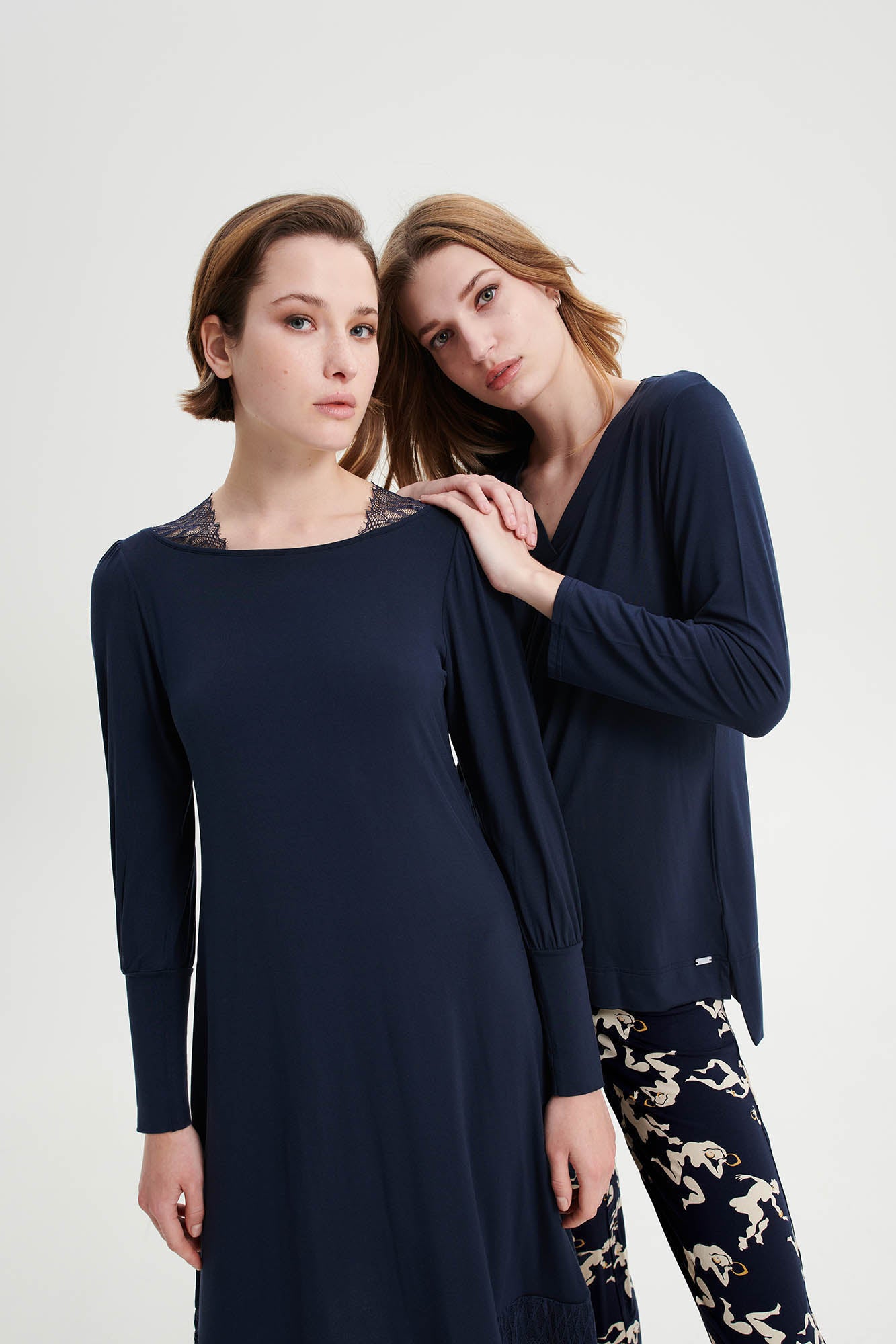 https://assets.vampfashion.com/SOFTONE_TMP_IMAGES/4_0023876924.jpg