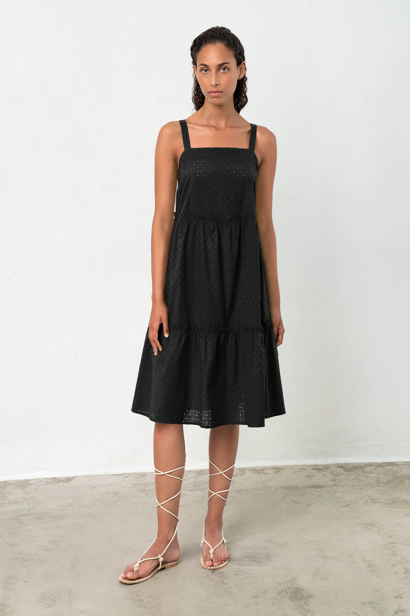 Vamp - Μονόχρωμο Αμάνικο Φόρεμα