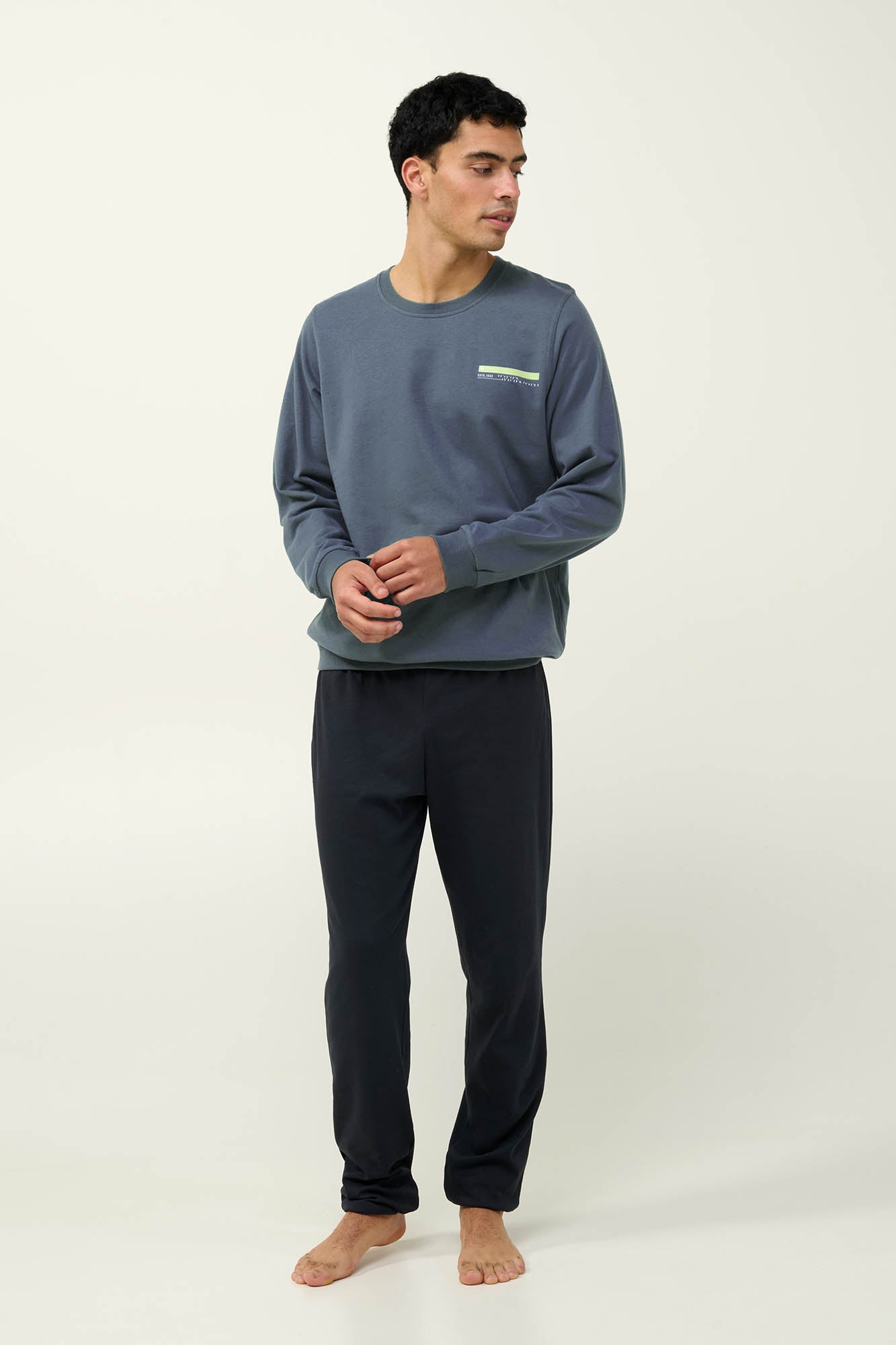 https://assets.vampfashion.com/SOFTONE_TMP_IMAGES/4_0056621476.jpg