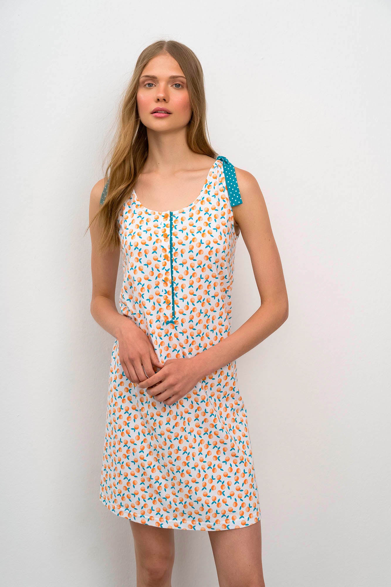 https://assets.vampfashion.com/SOFTONE_TMP_IMAGES/4_0074365970.jpg