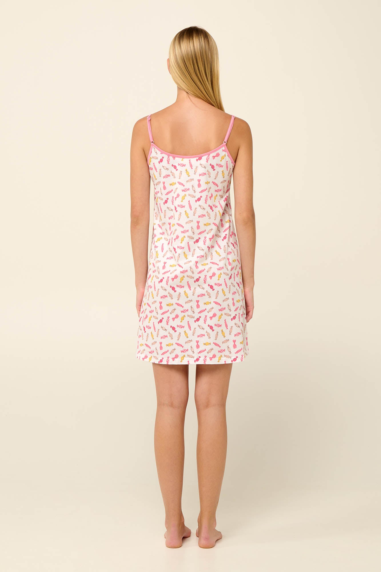 https://assets.vampfashion.com/SOFTONE_TMP_IMAGES/4_0132542209.jpg