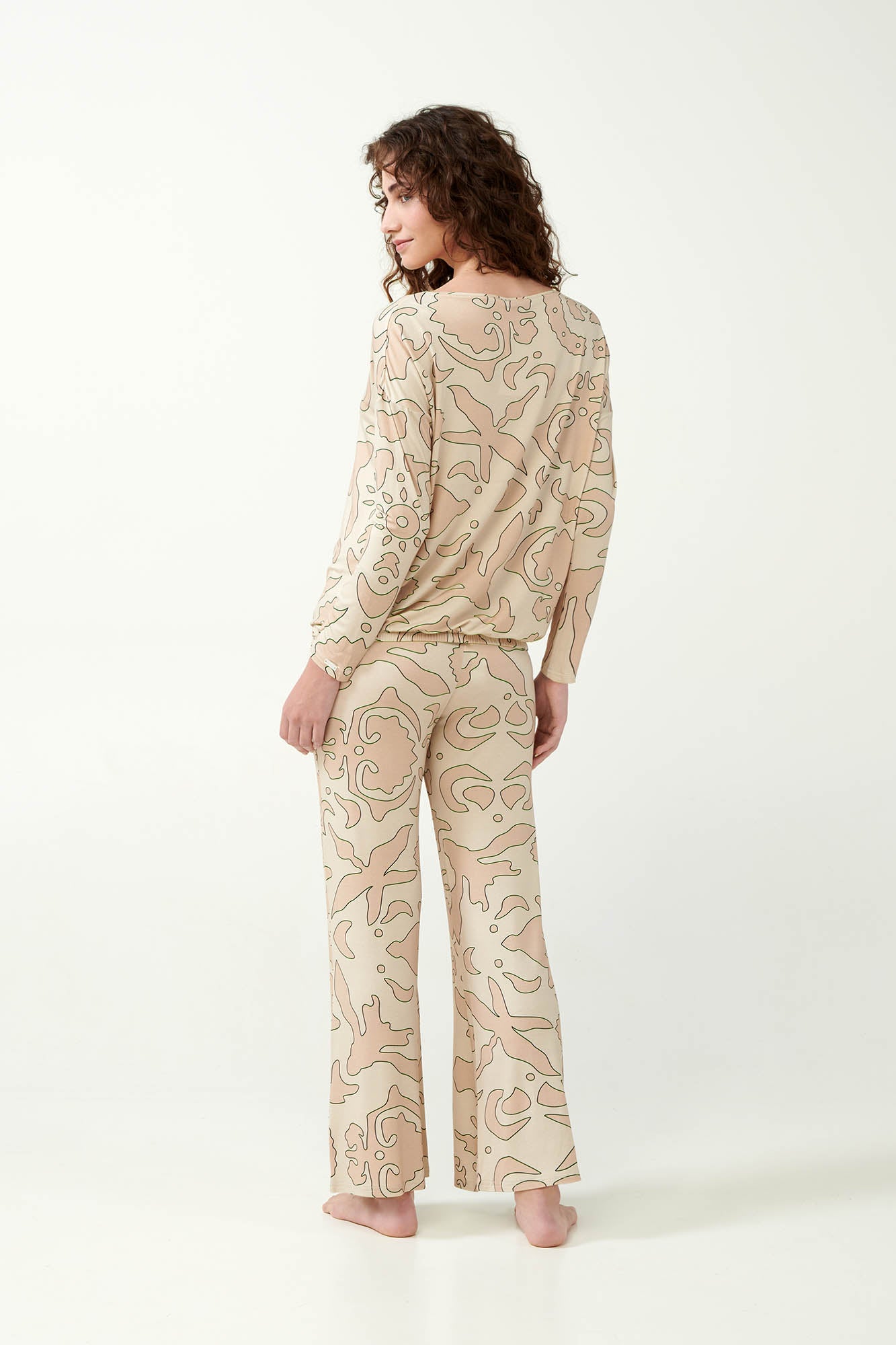 https://assets.vampfashion.com/SOFTONE_TMP_IMAGES/4_0135036285.jpg