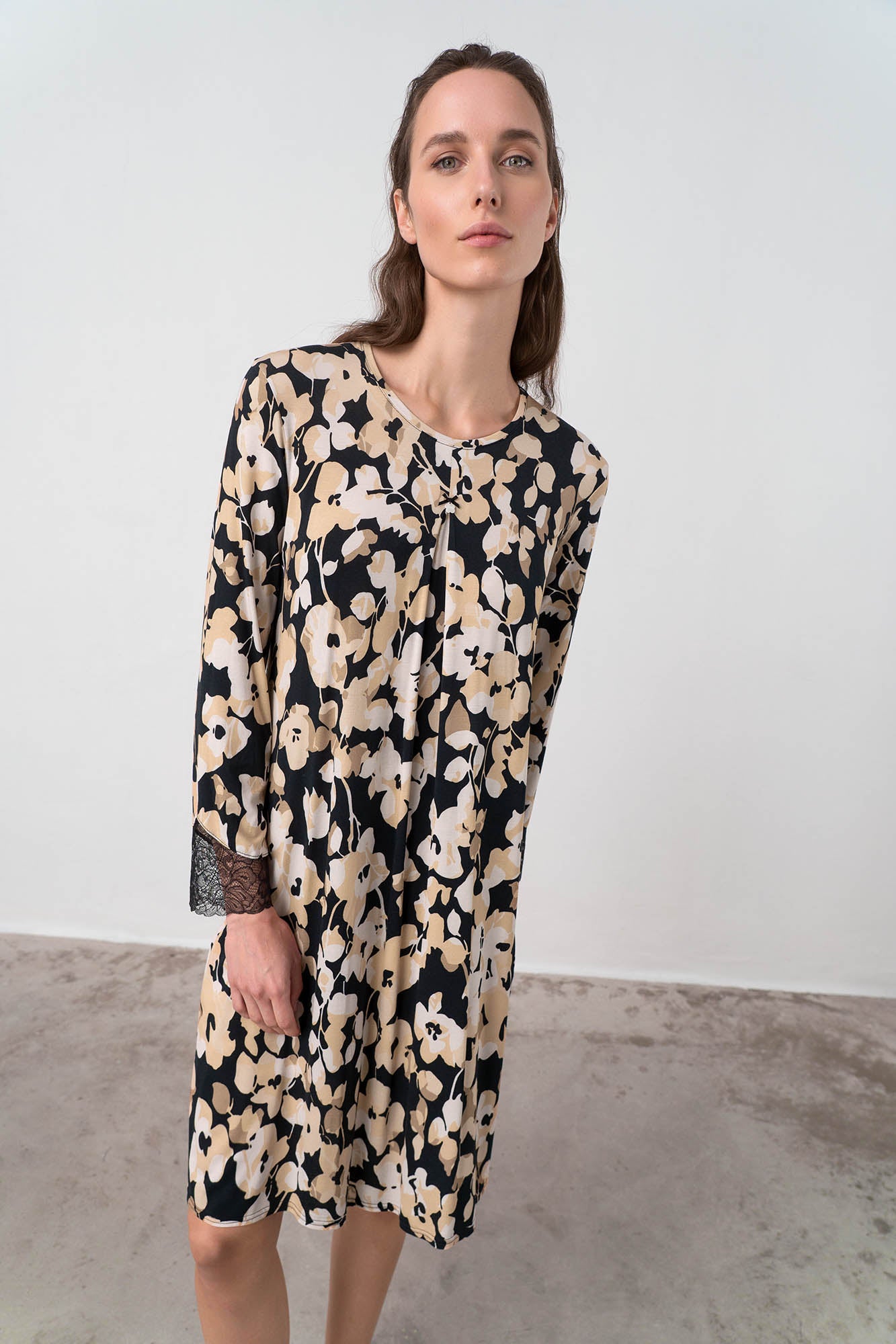 https://assets.vampfashion.com/SOFTONE_TMP_IMAGES/4_0185283198.jpg