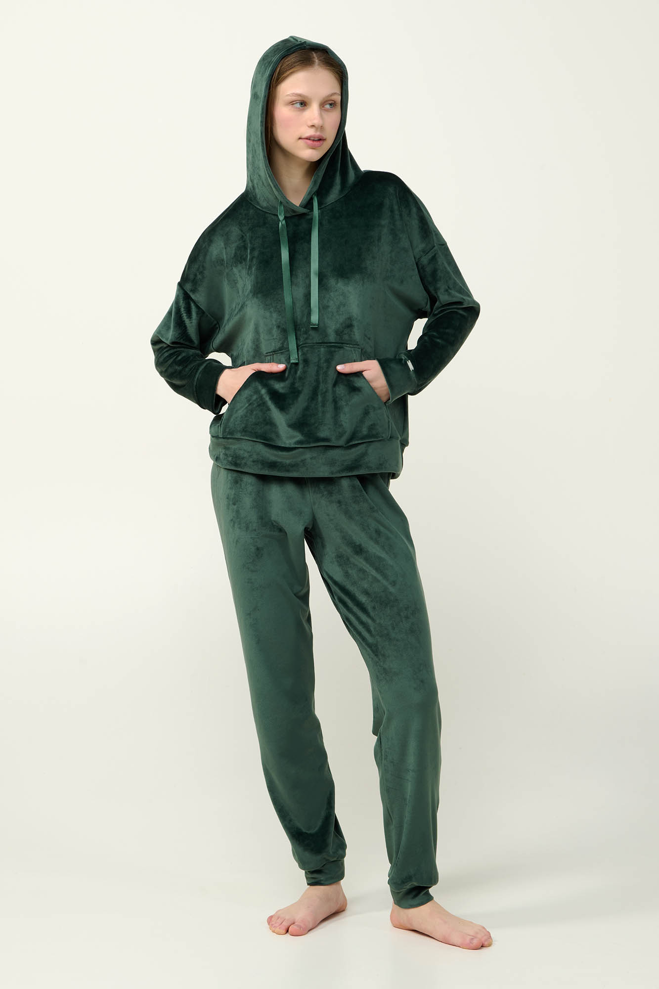 Vamp - Μονόχρωμη Γυναικεία Φόρμα Velvet