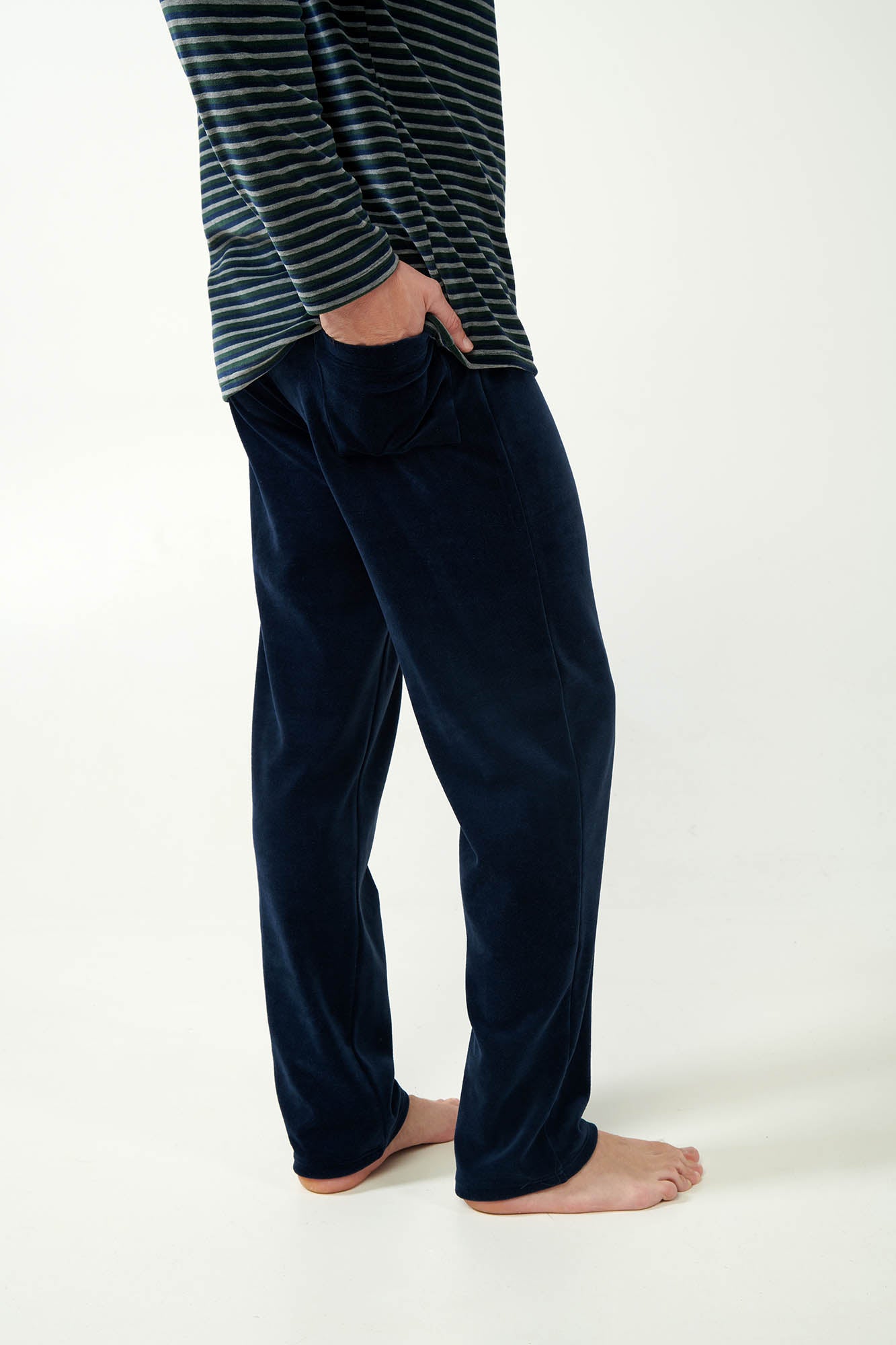 https://assets.vampfashion.com/SOFTONE_TMP_IMAGES/4_0262418592.jpg