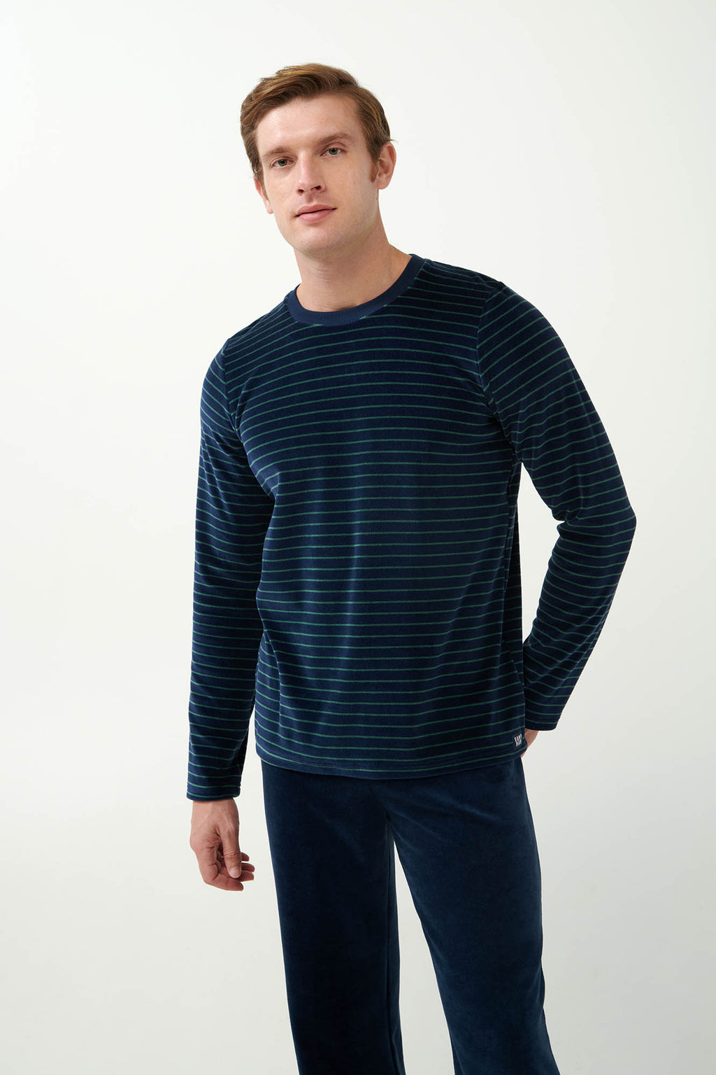 Vamp - Ριγέ Πυτζάμα Velvet με Στρογγυλή Λαιμόκοψη