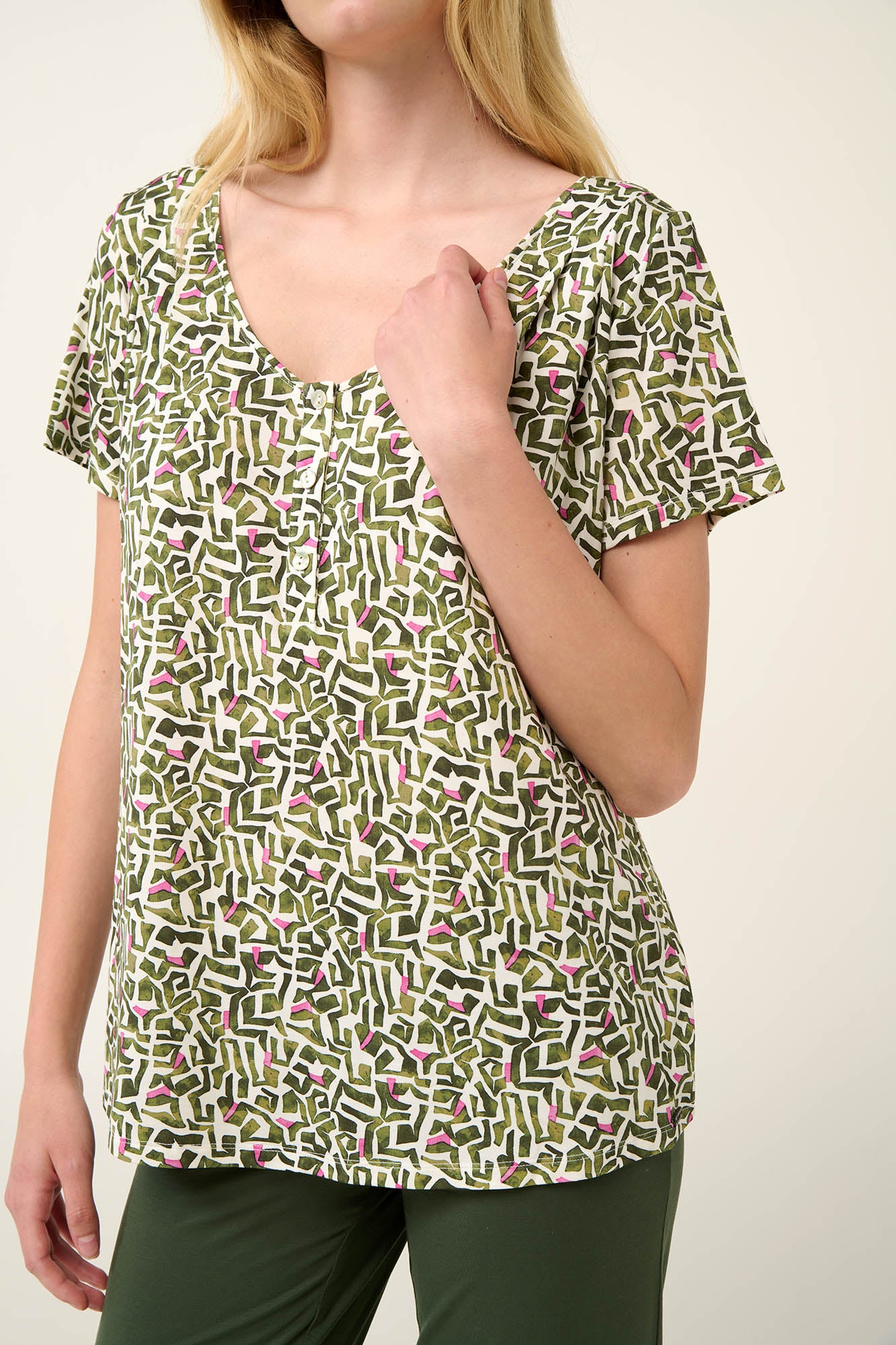 Vamp - Γυναικεία Πυτζάμα Micromodal με Κάπρι Παντελόνι