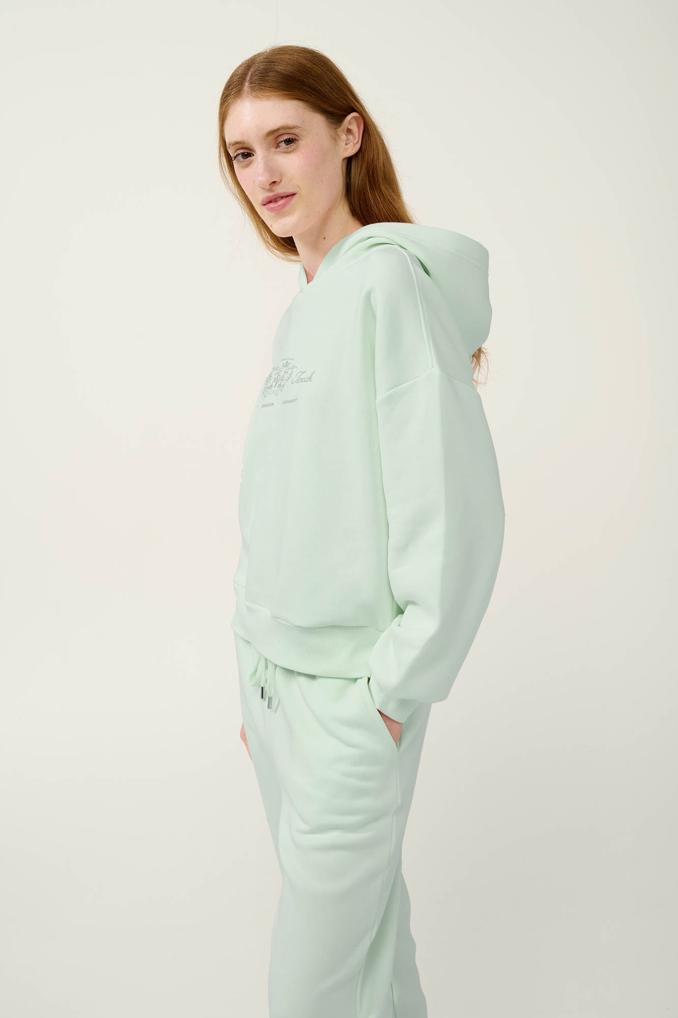 https://assets.vampfashion.com/SOFTONE_TMP_IMAGES/4_0394842065.jpg