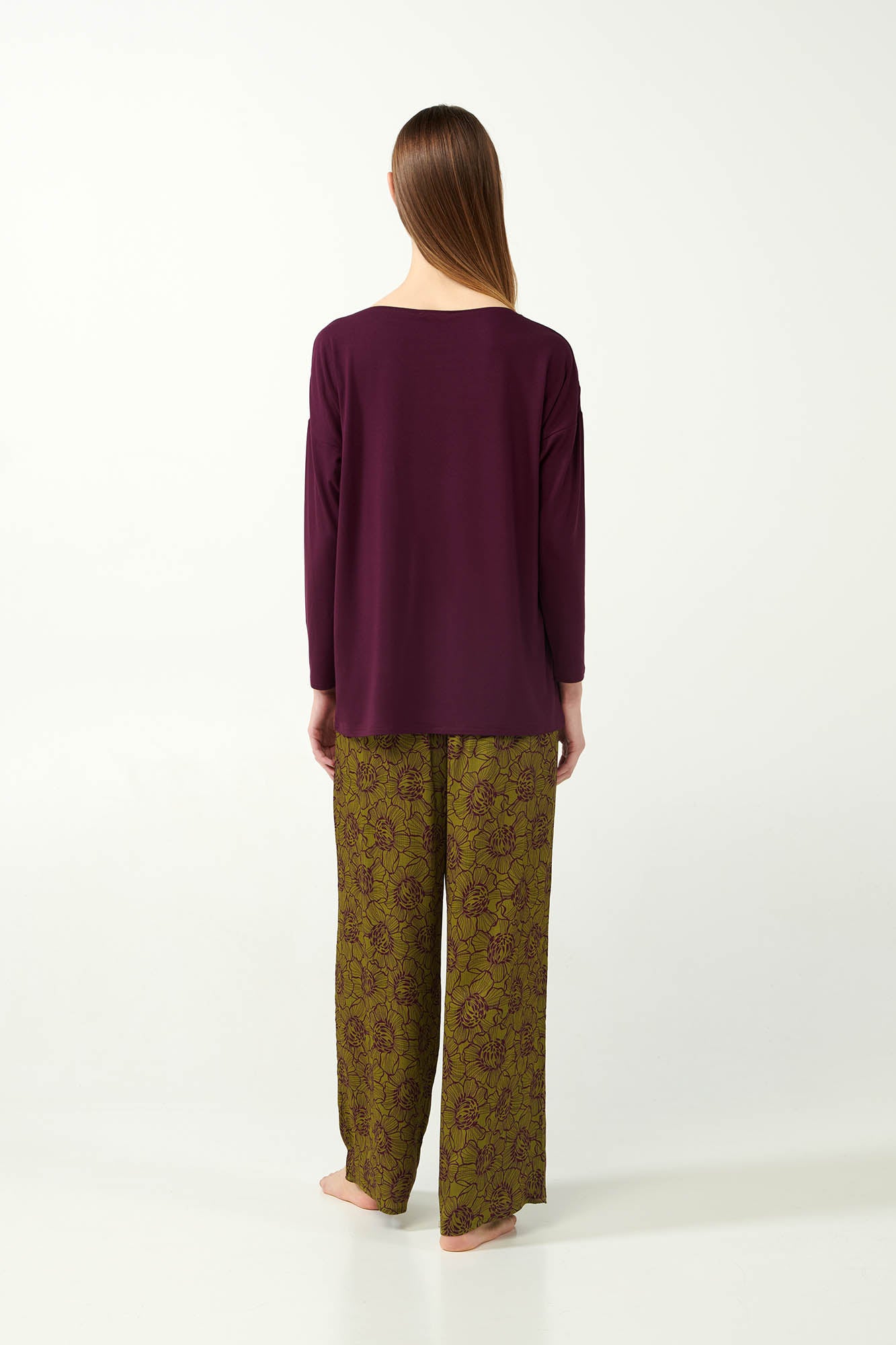 https://assets.vampfashion.com/SOFTONE_TMP_IMAGES/4_0400817967.jpg