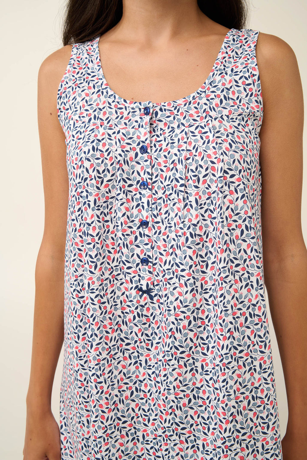 https://assets.vampfashion.com/SOFTONE_TMP_IMAGES/4_0407589484.jpg