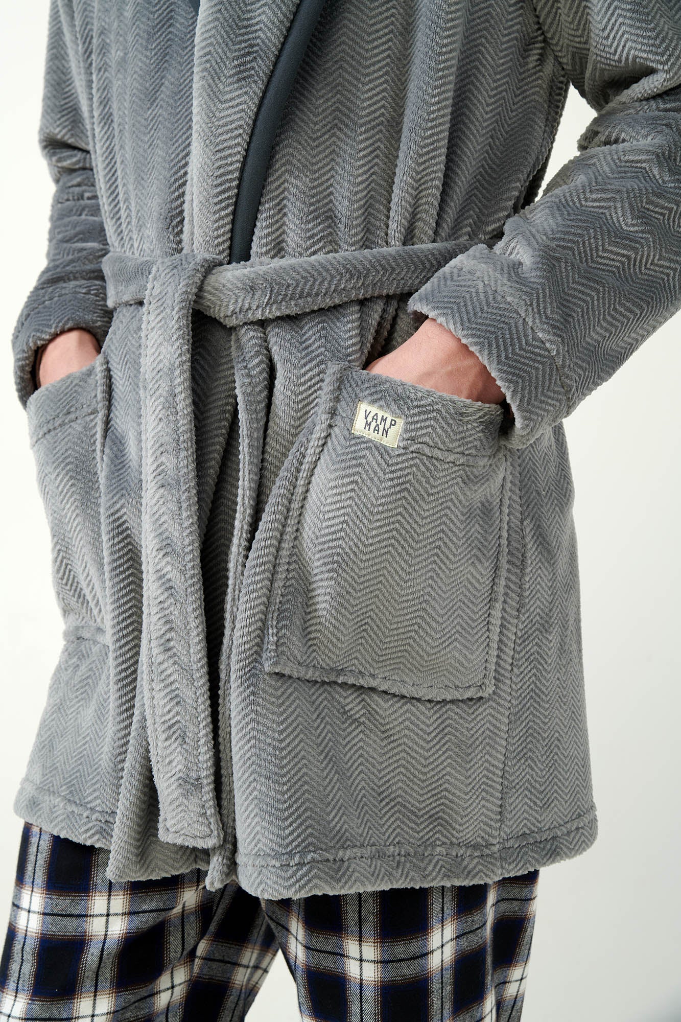 https://assets.vampfashion.com/SOFTONE_TMP_IMAGES/4_0436157593.jpg