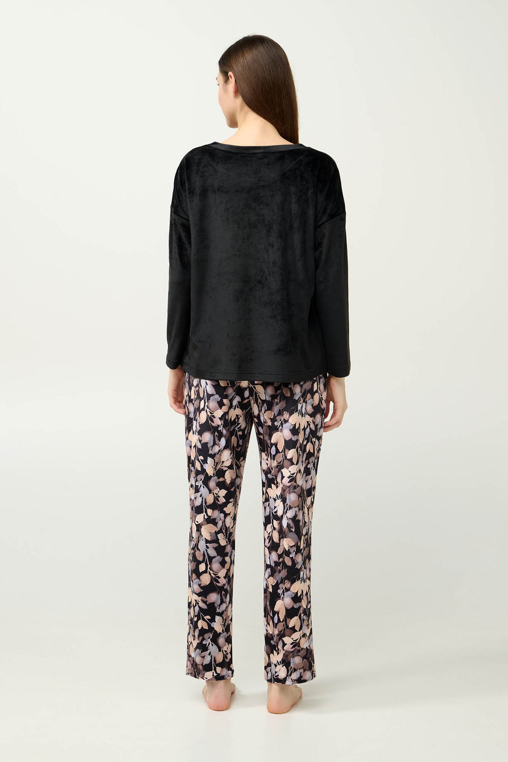 https://assets.vampfashion.com/SOFTONE_TMP_IMAGES/4_0519764746.jpg