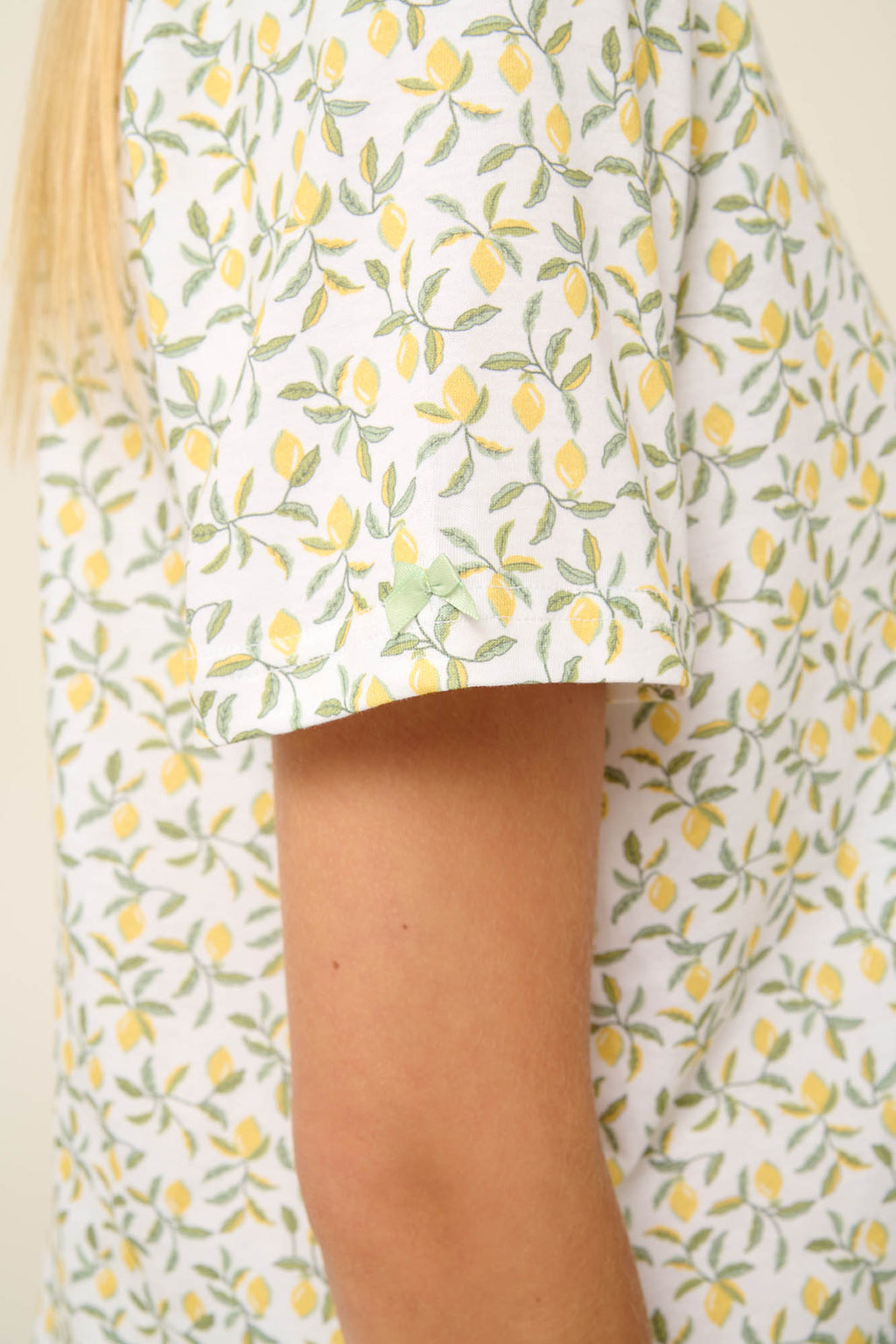 https://assets.vampfashion.com/SOFTONE_TMP_IMAGES/4_0523541162.jpg
