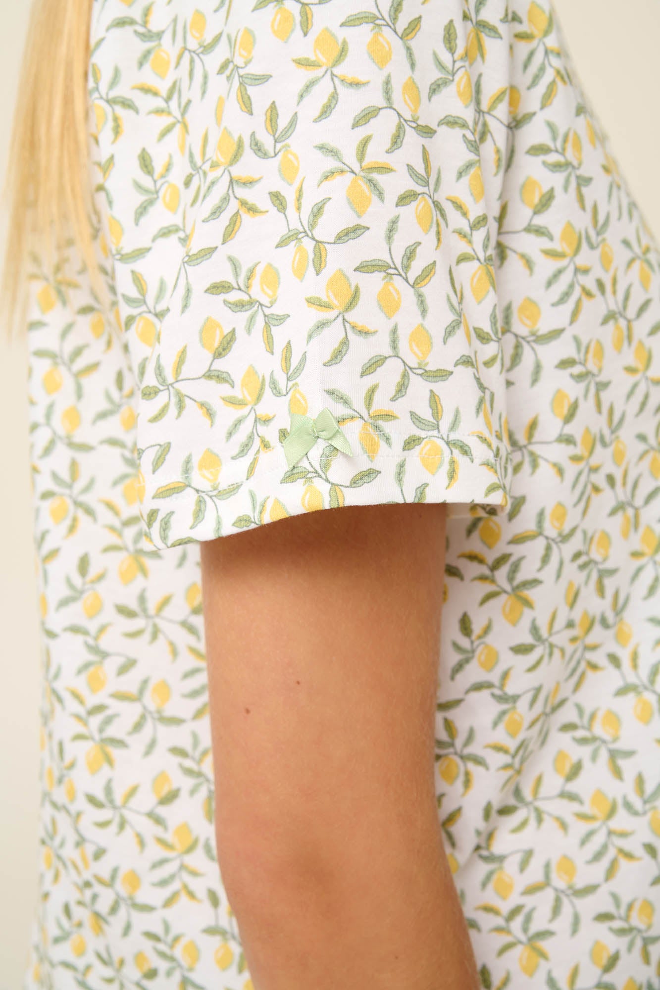 https://assets.vampfashion.com/SOFTONE_TMP_IMAGES/4_0523541162.jpg