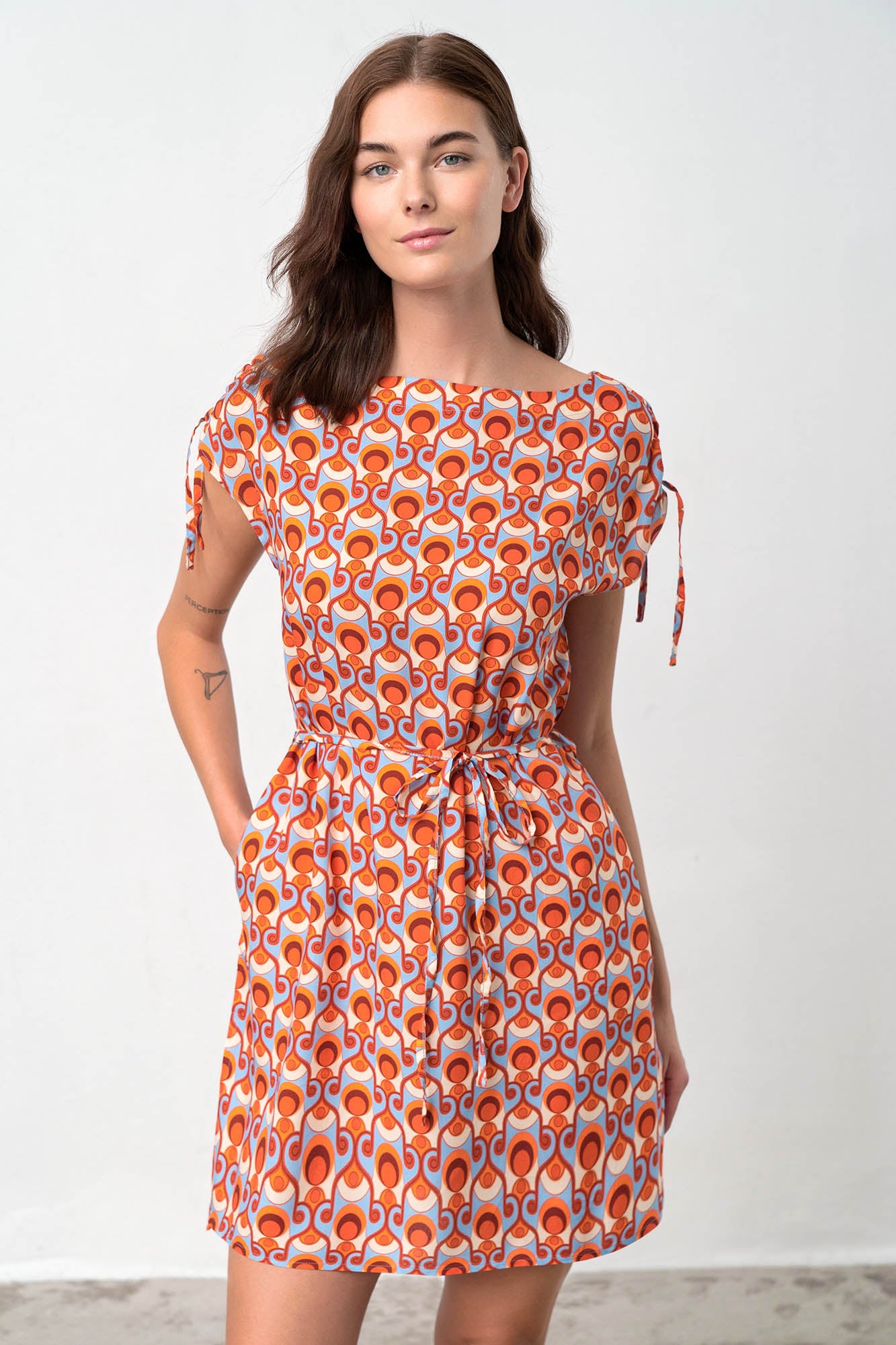 https://assets.vampfashion.com/SOFTONE_TMP_IMAGES/4_0540970979.jpg