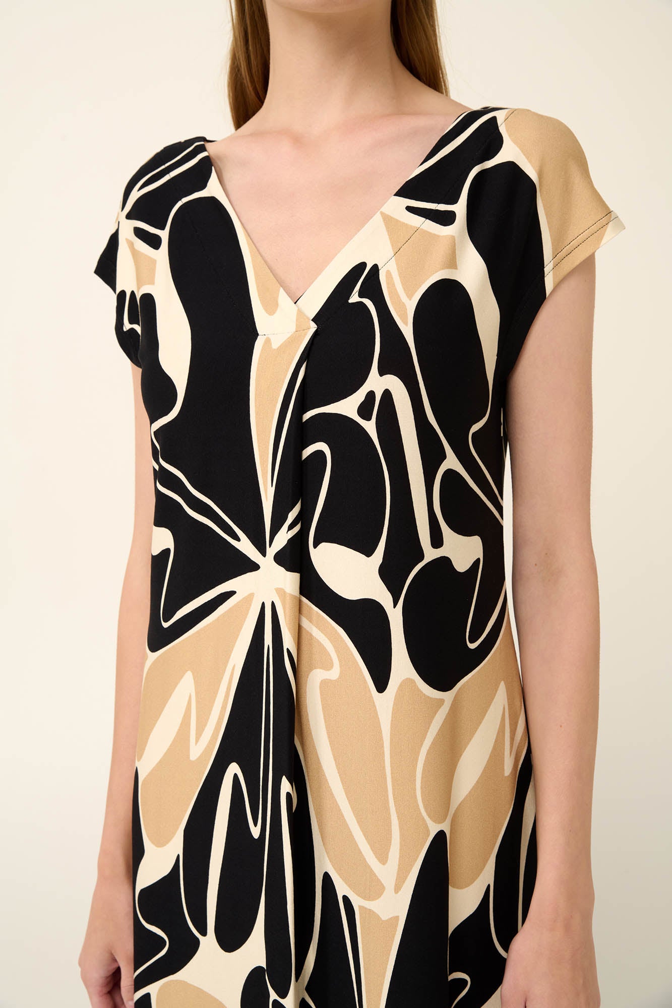 https://assets.vampfashion.com/SOFTONE_TMP_IMAGES/4_0550572457.jpg