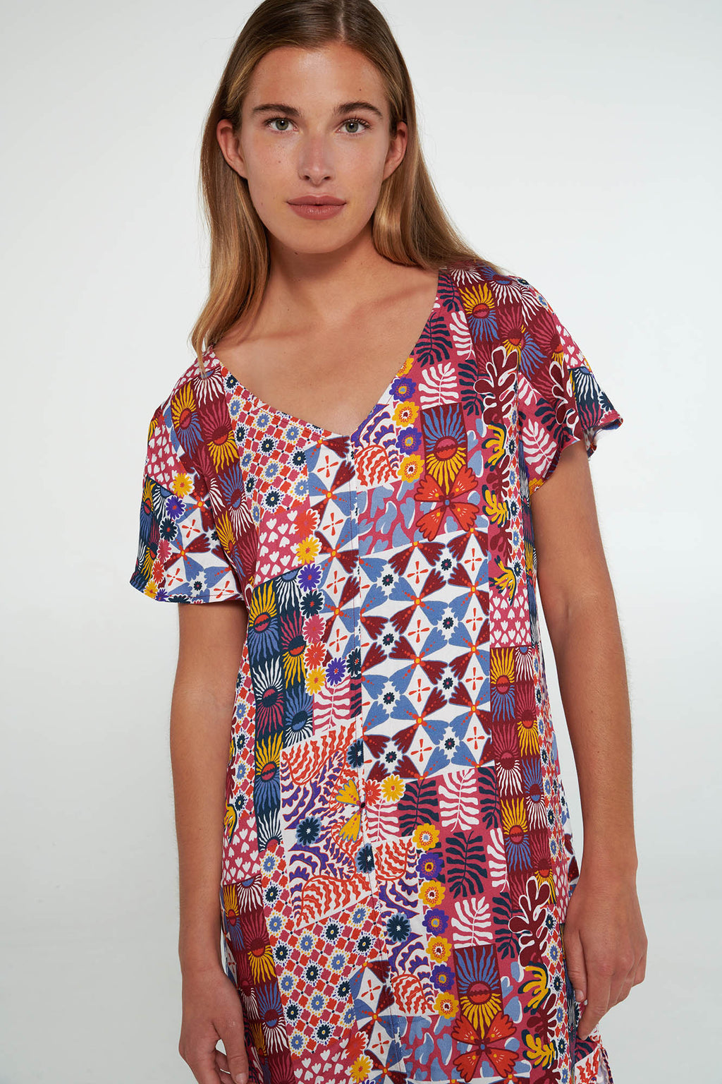 https://assets.vampfashion.com/SOFTONE_TMP_IMAGES/4_0585081362.jpg