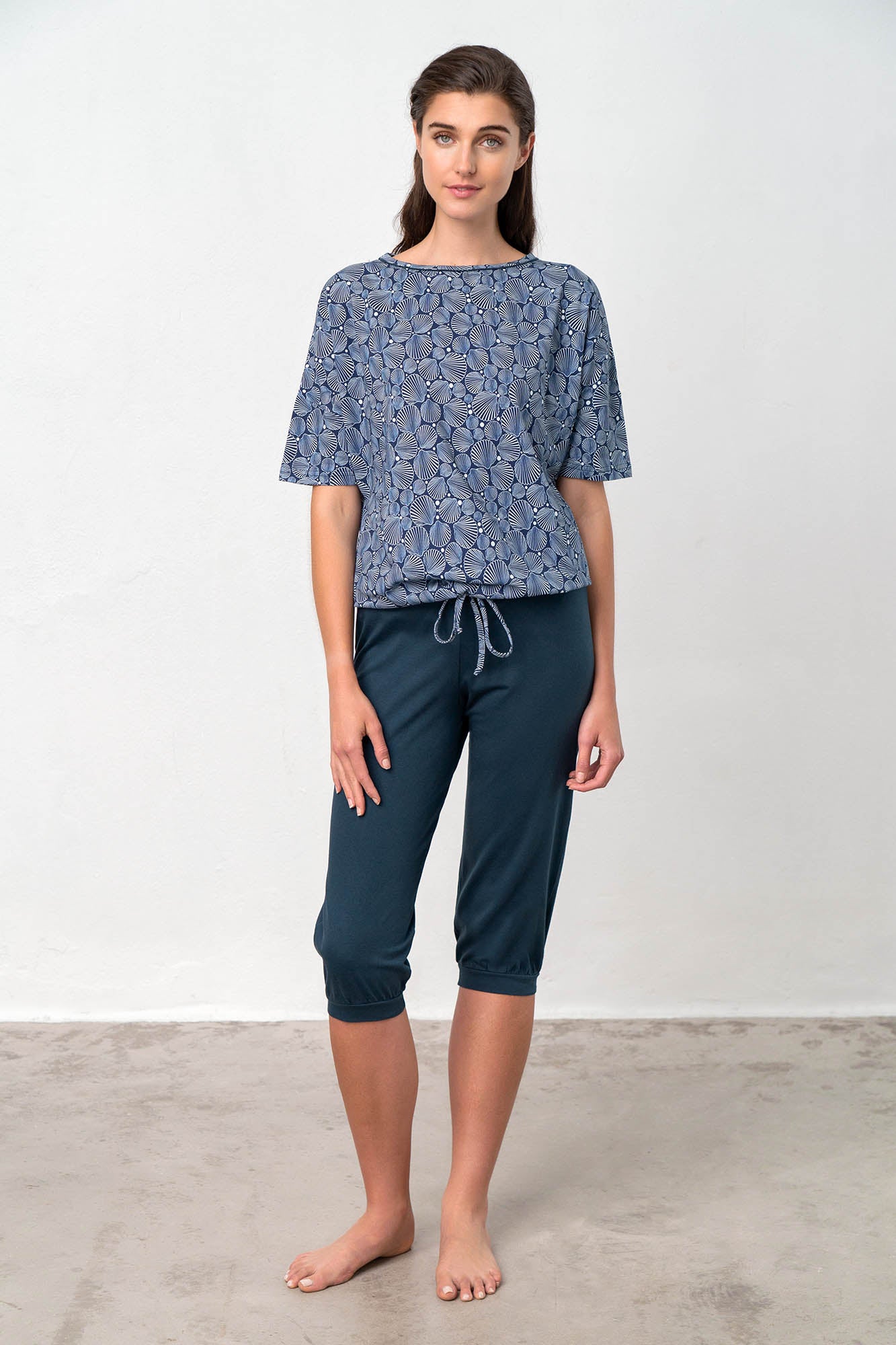 https://assets.vampfashion.com/SOFTONE_TMP_IMAGES/4_0591307887.jpg