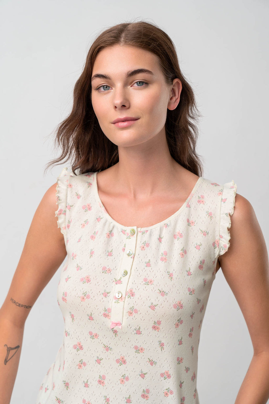 https://assets.vampfashion.com/SOFTONE_TMP_IMAGES/4_0635289390.jpg