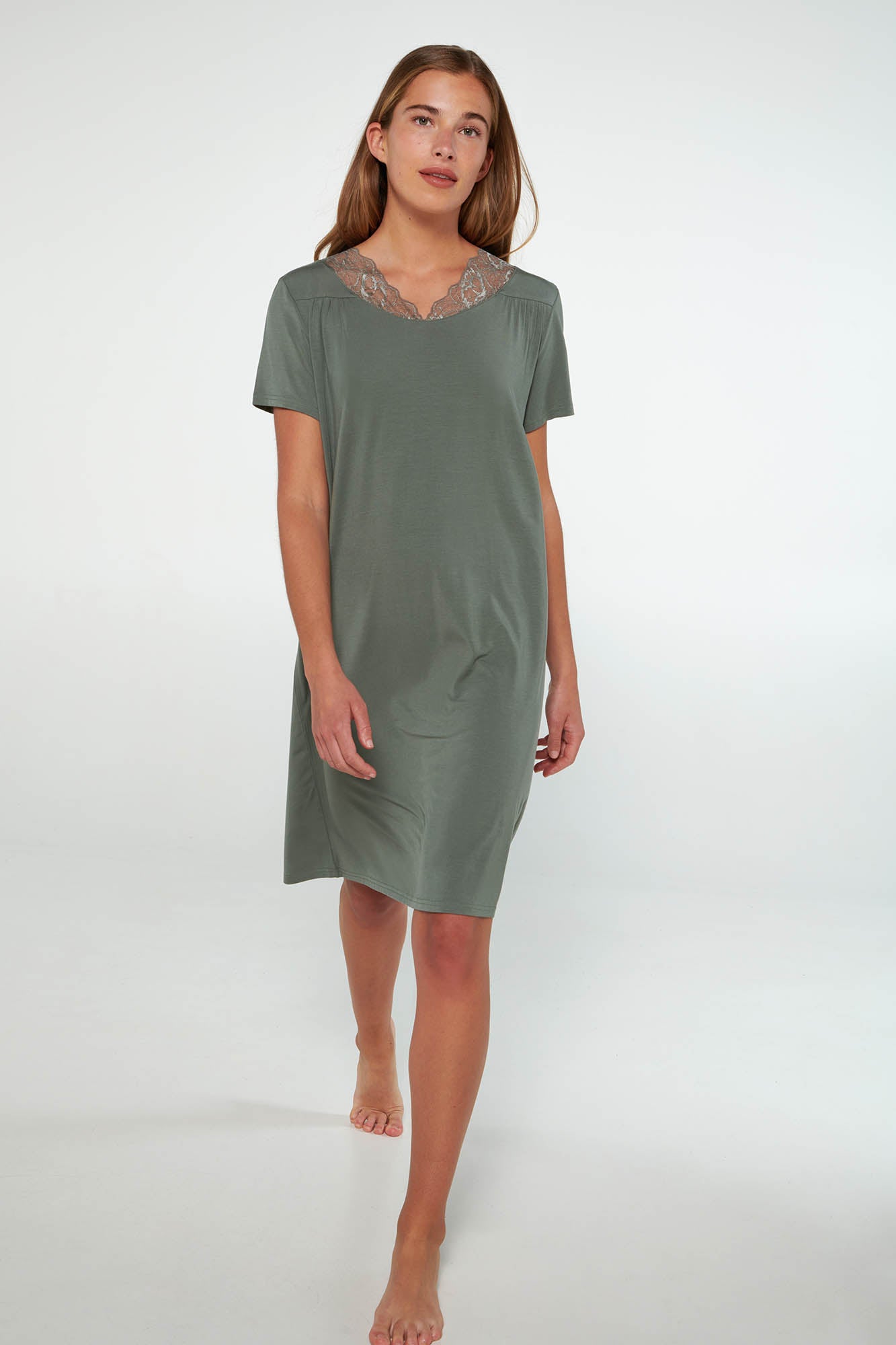 https://assets.vampfashion.com/SOFTONE_TMP_IMAGES/4_0673653621.jpg