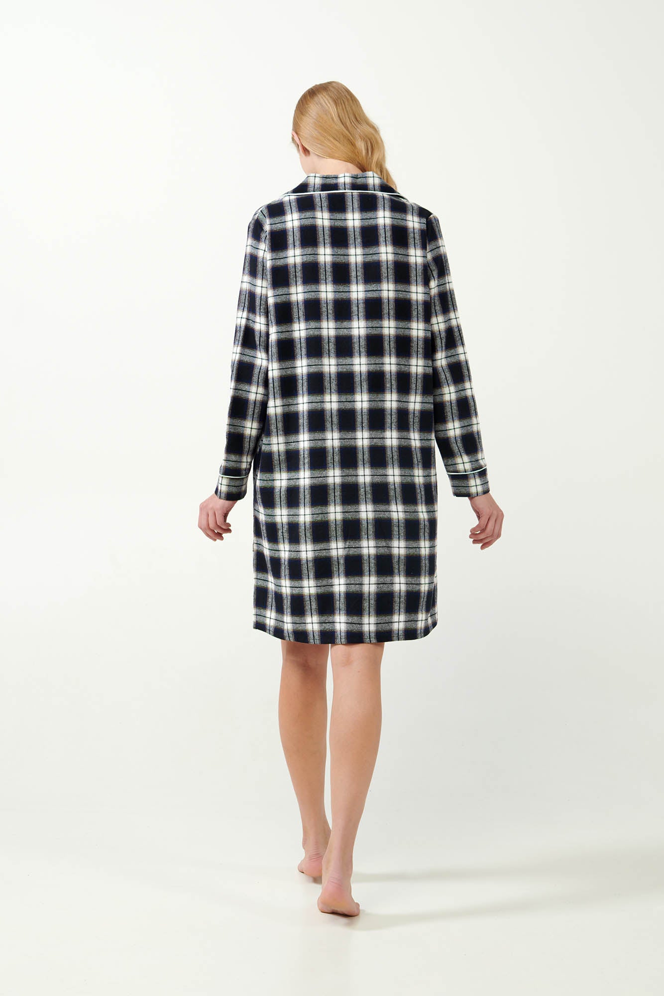 https://assets.vampfashion.com/SOFTONE_TMP_IMAGES/4_0679796811.jpg