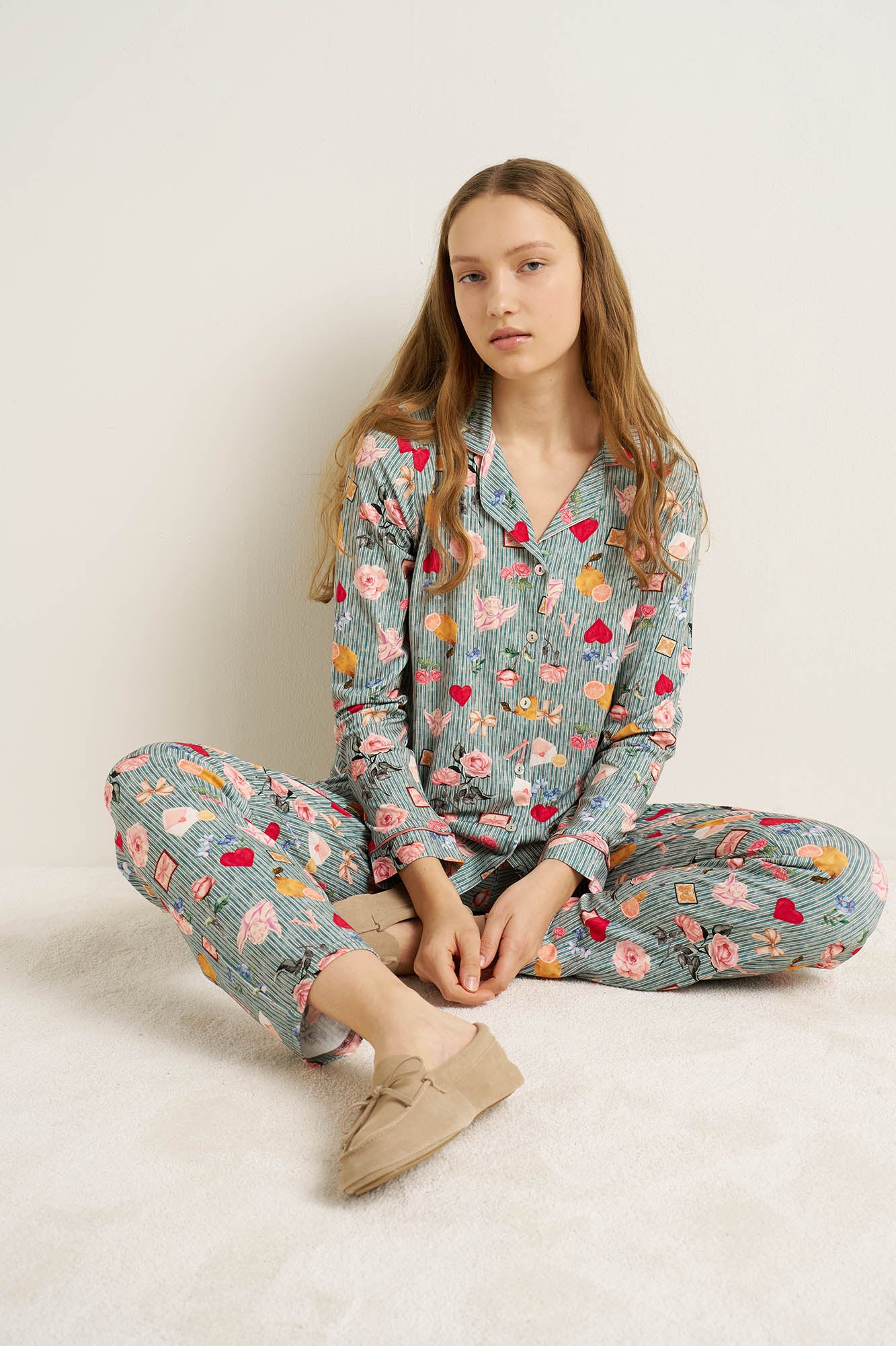 https://assets.vampfashion.com/SOFTONE_TMP_IMAGES/4_0728120414.jpg